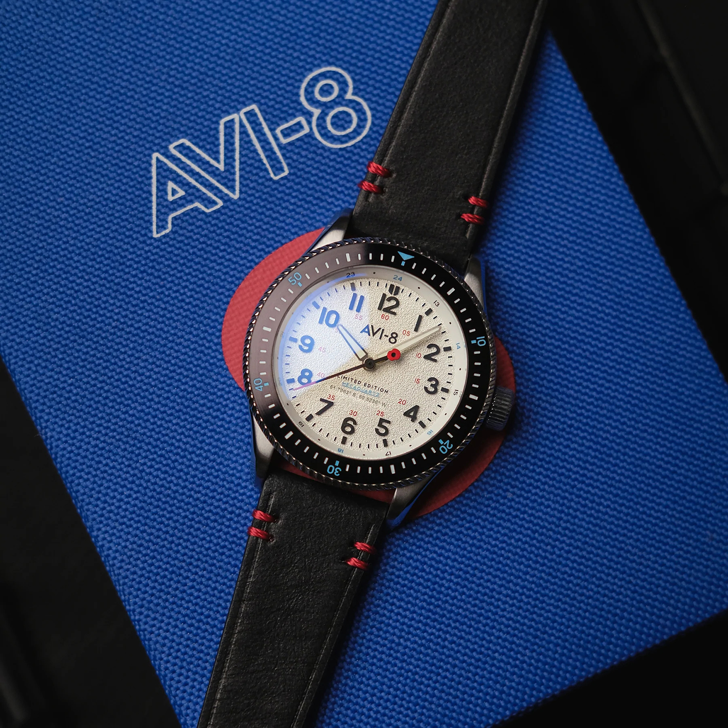 AV-4099-RBL02 zegarek klasyczny Flyboy - miniatura 4