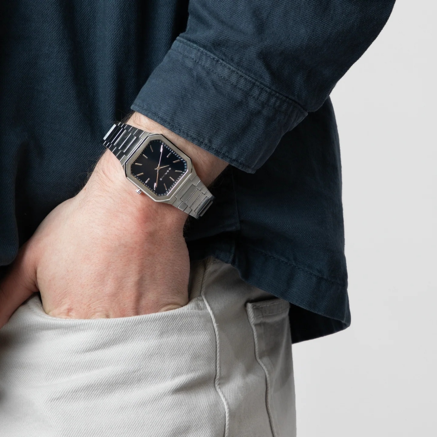 Classic Square Blue Silver Bering 16537-707 - hover