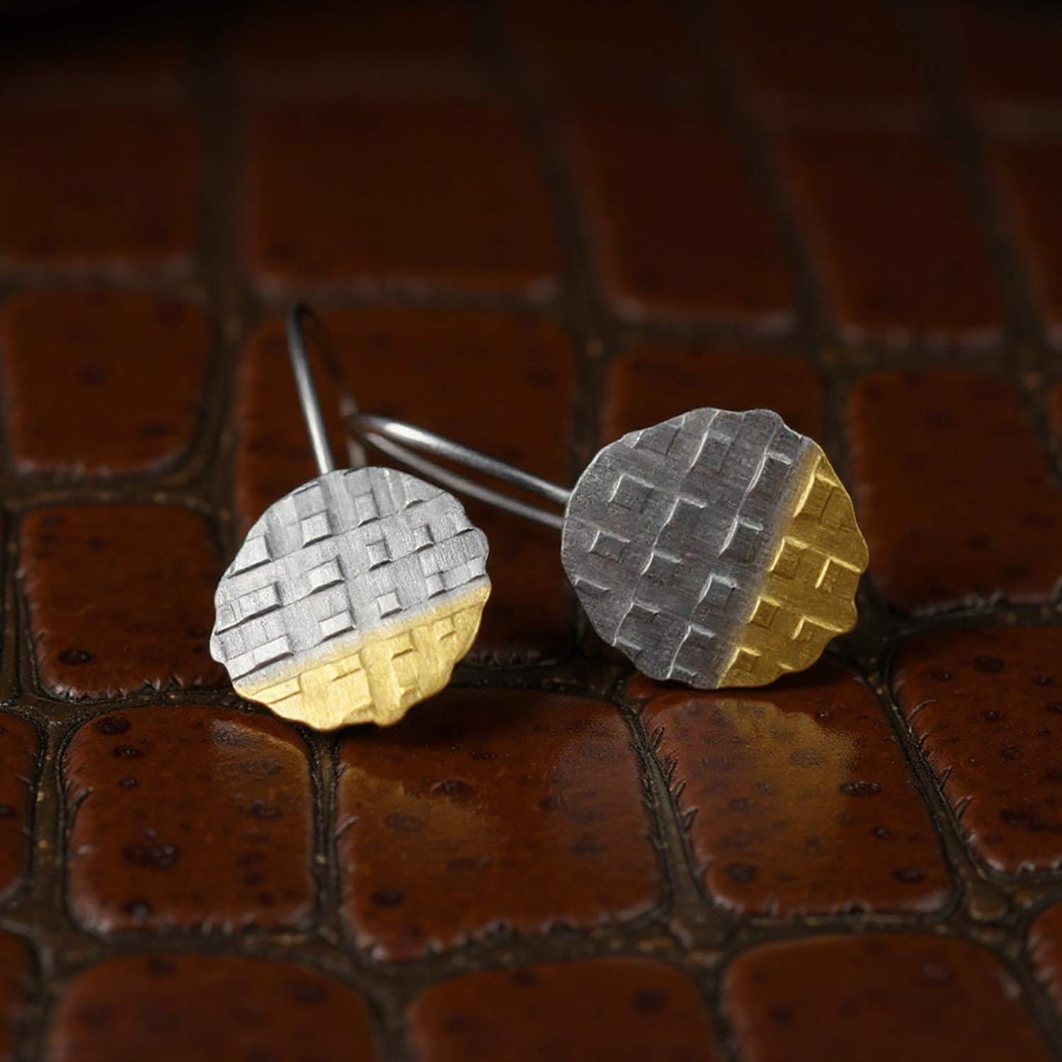 biżuteria Harf KMB0033 Designerskie minimalistyczne kolczyki srebrne