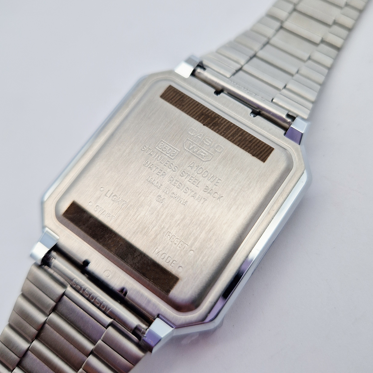 Casio A100WE-7BEF-POWYSTAWOWY zegarek damski Paski