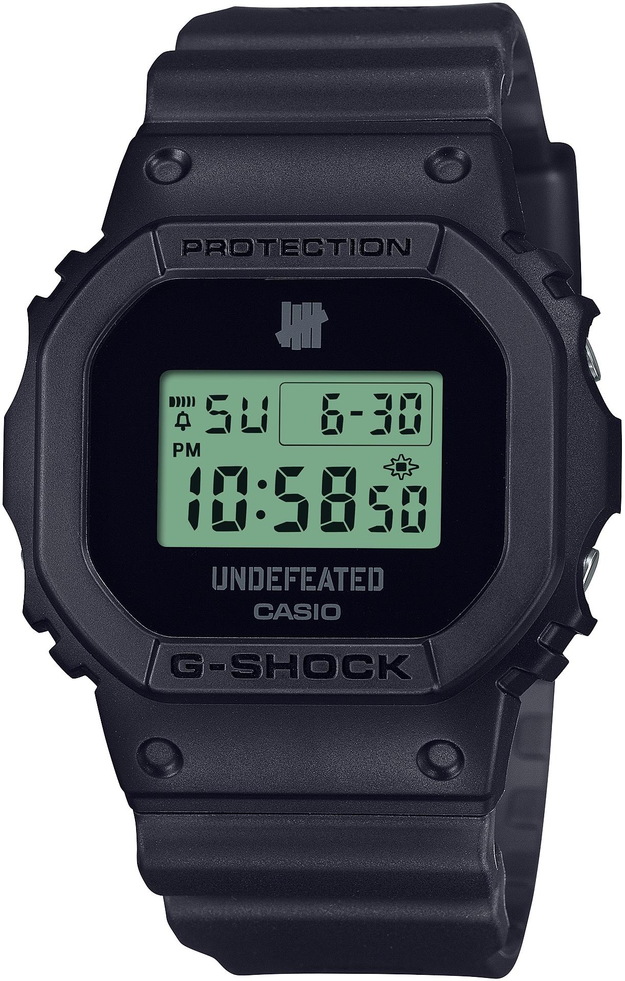 G-SHOCK x UNDEFEATED DWE-5600UD-1ER