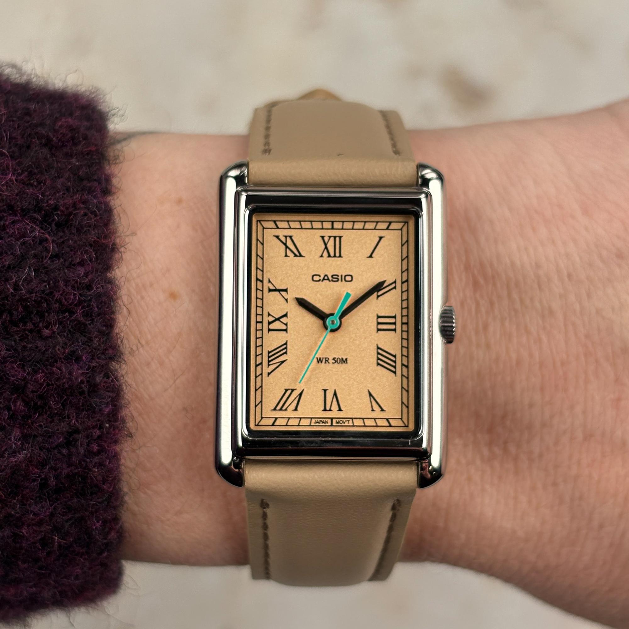 Casio LTP-B165L-5BVEF zegarek damski Klasyczne - miniatura 2