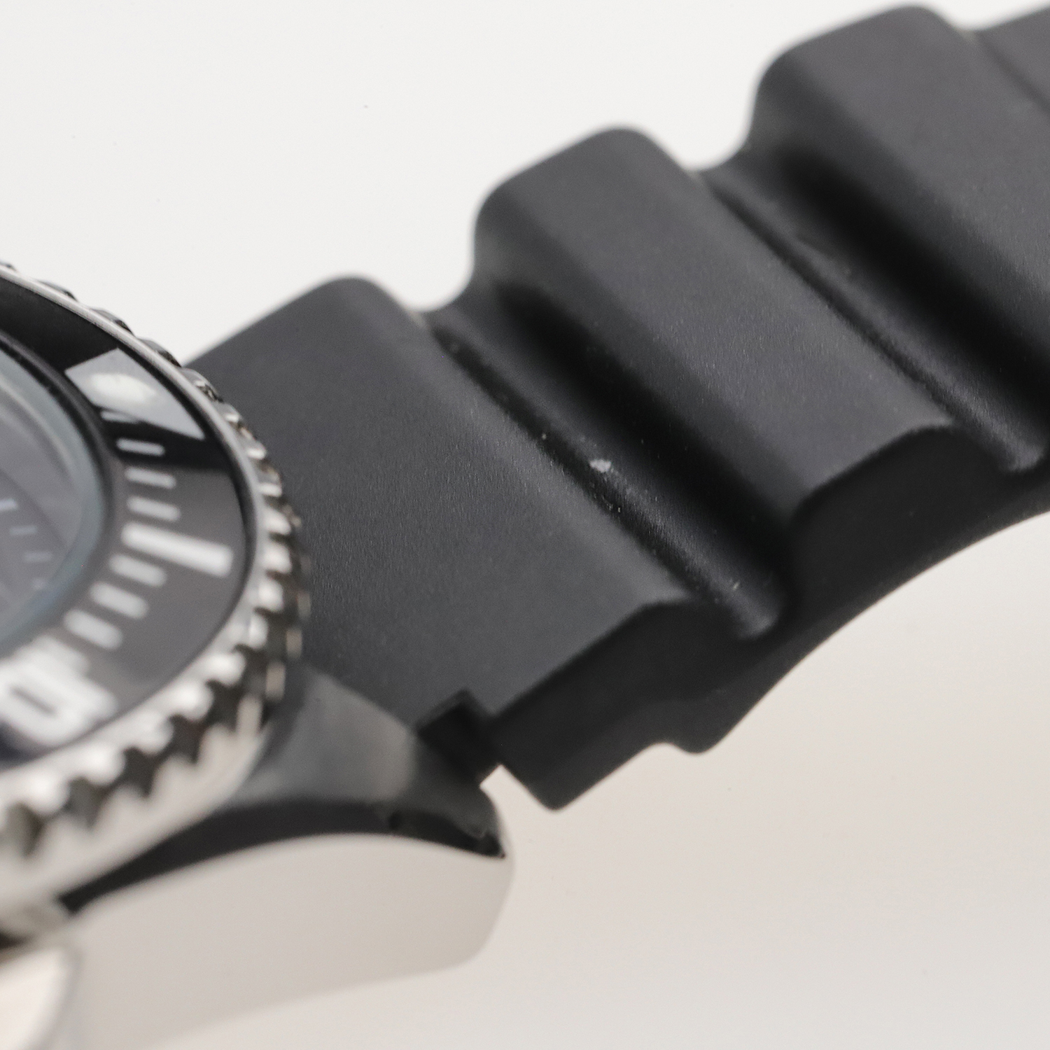 Casio MDV-10-1A1VEF zegarek srebrny klasyczny Klasyczne pasek
