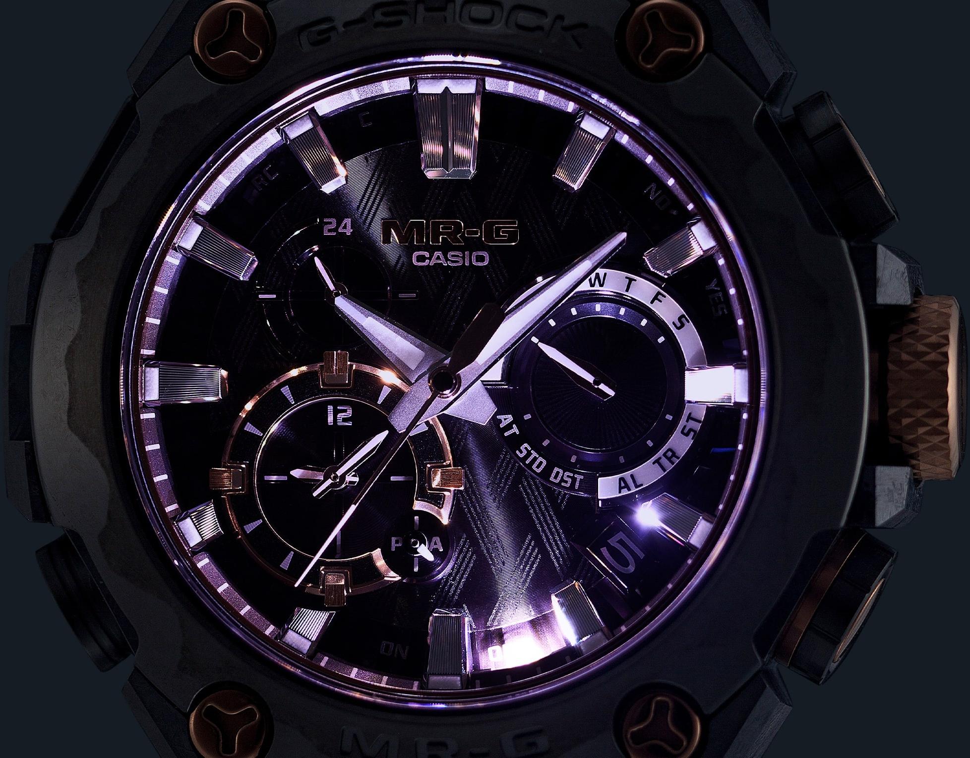 Casio MRG-B2000JS-1ADR zegarek