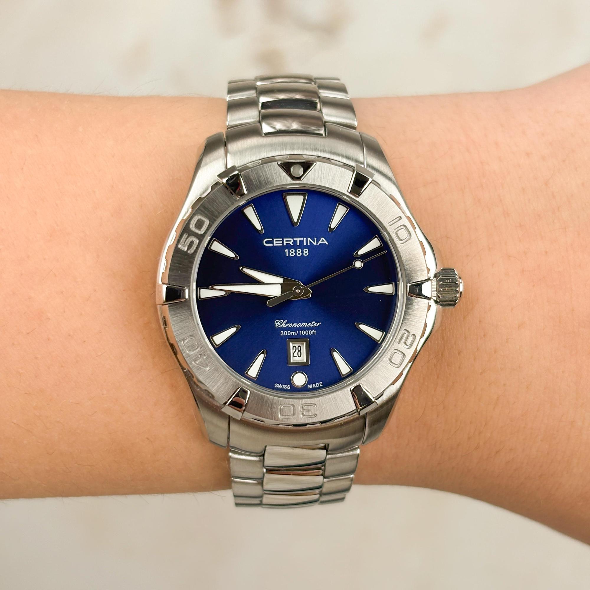 Casio MTP-1221A-1AV zegarek srebrny klasyczny Klasyczne bransoleta