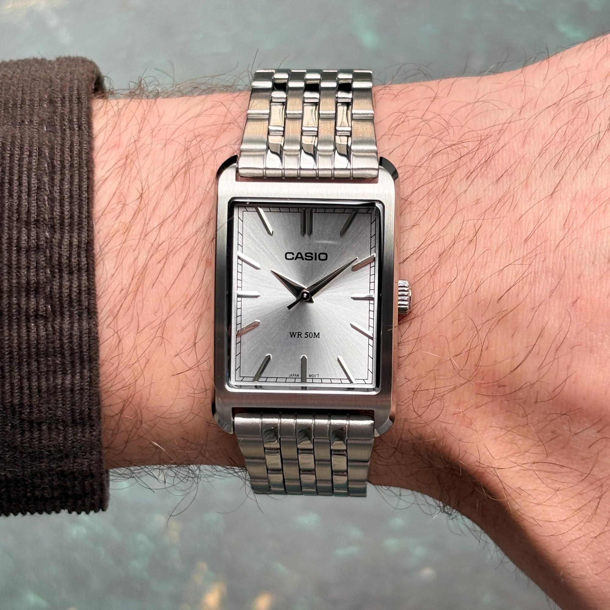 Casio MTP-B215D-7AVER zegarek srebrny klasyczny Klasyczne bransoleta