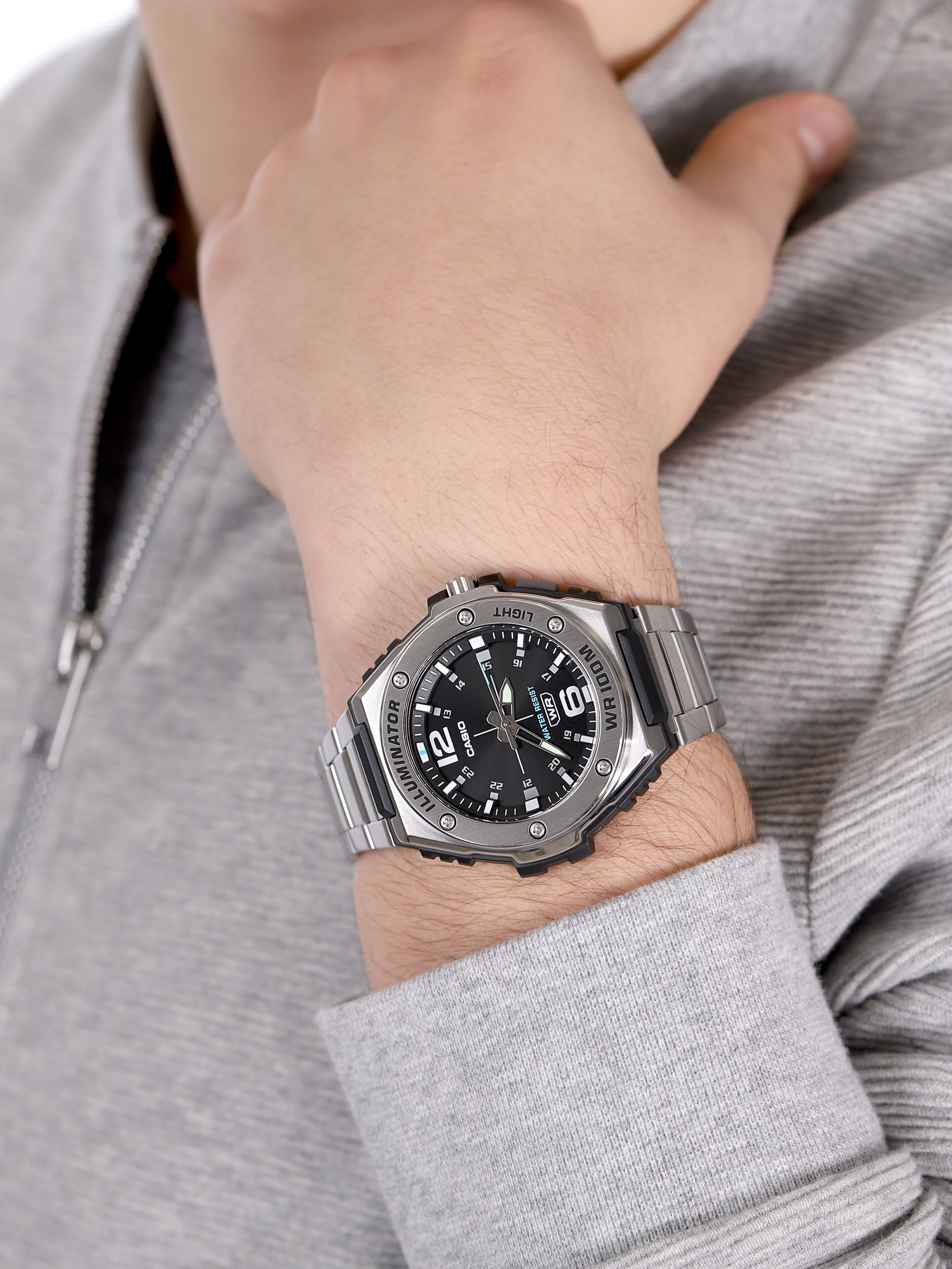 Casio MWA-100HD-1AVEF zegarek sportowy Sportowe - miniatura 3