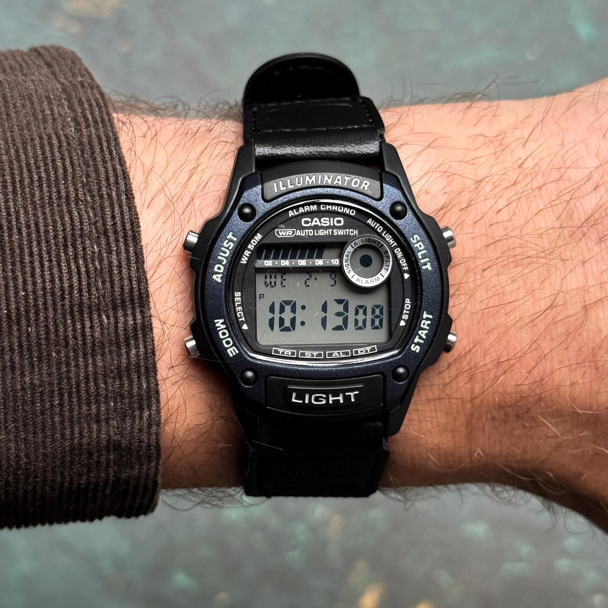Casio W-220HF-2AVEF męski zegarek Sportowe pasek