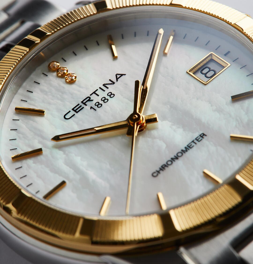 Certina C902.251.41.016.00 zegarek srebrny klasyczny DS Jubile bransoleta