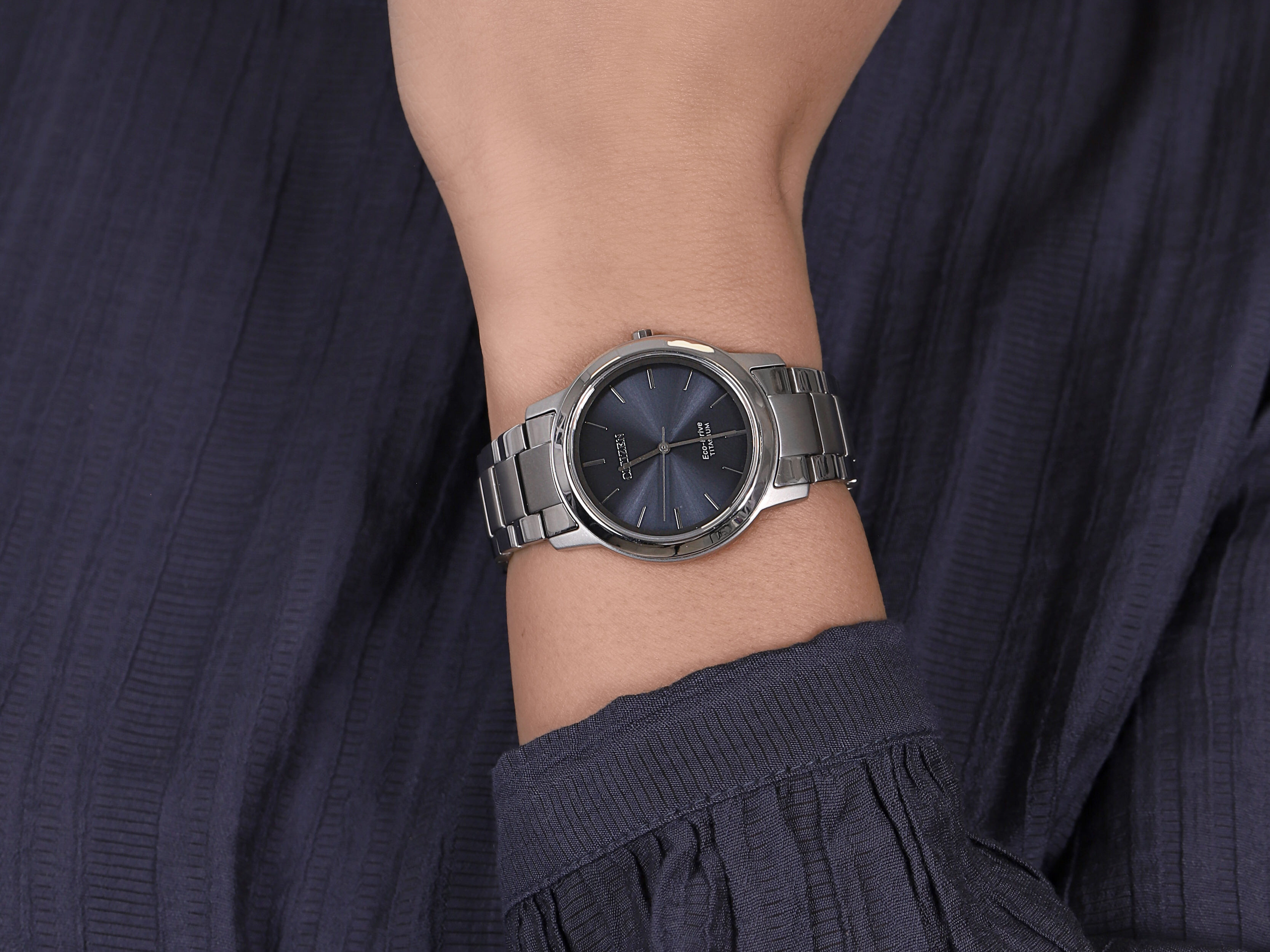 Citizen FE7020-85L zegarek srebrny klasyczny Titanium bransoleta - miniatura 3
