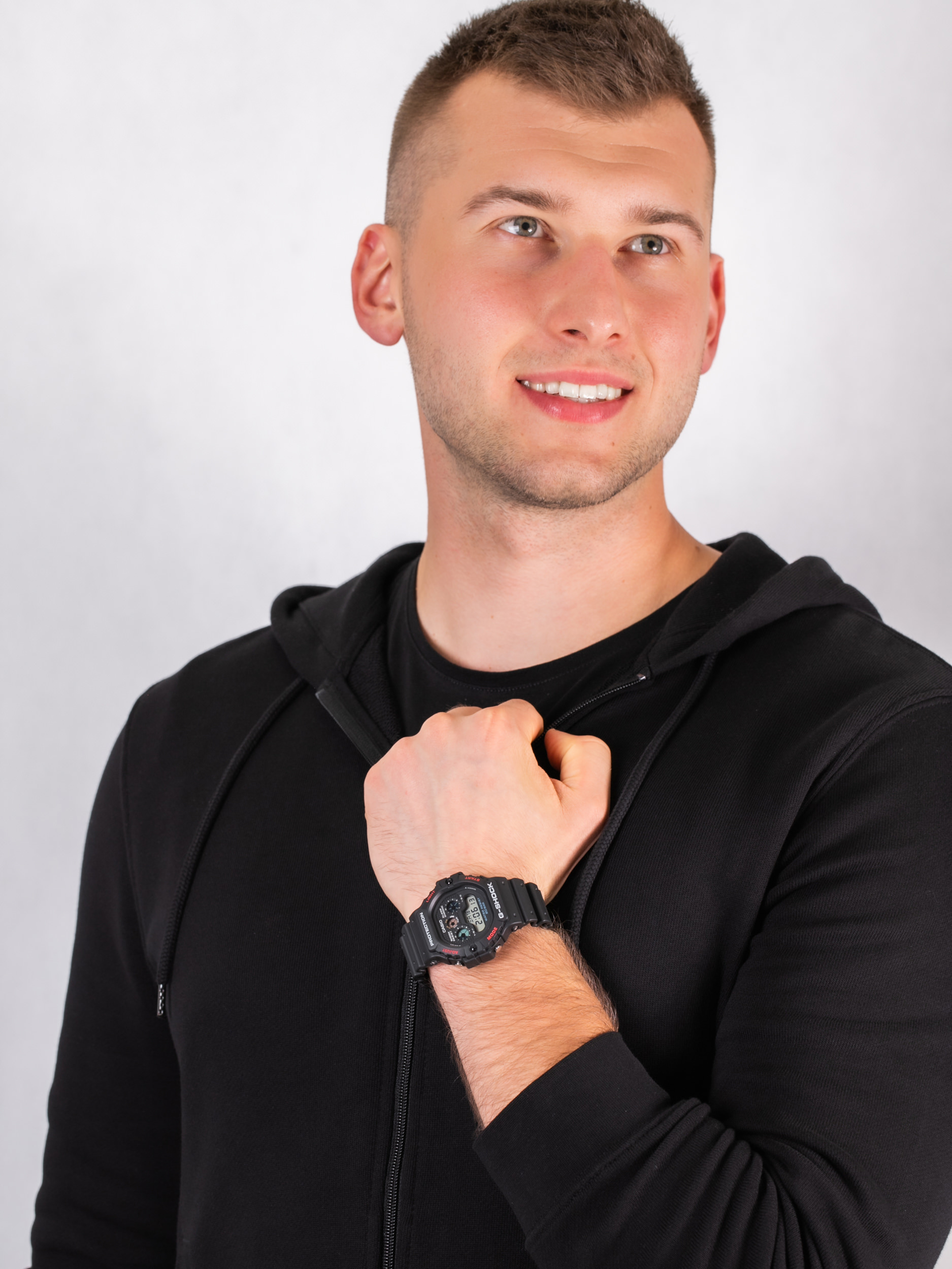G-Shock DW-5900-1ER zegarek męski G-SHOCK Original - miniatura 2