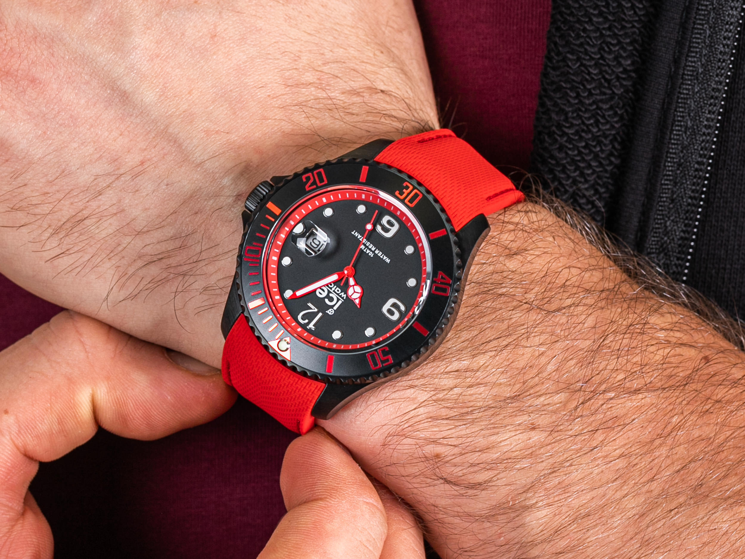 ICE Watch ICE.015782 Ice steel - Black red Rozm. L zegarek klasyczny ICE-Steel