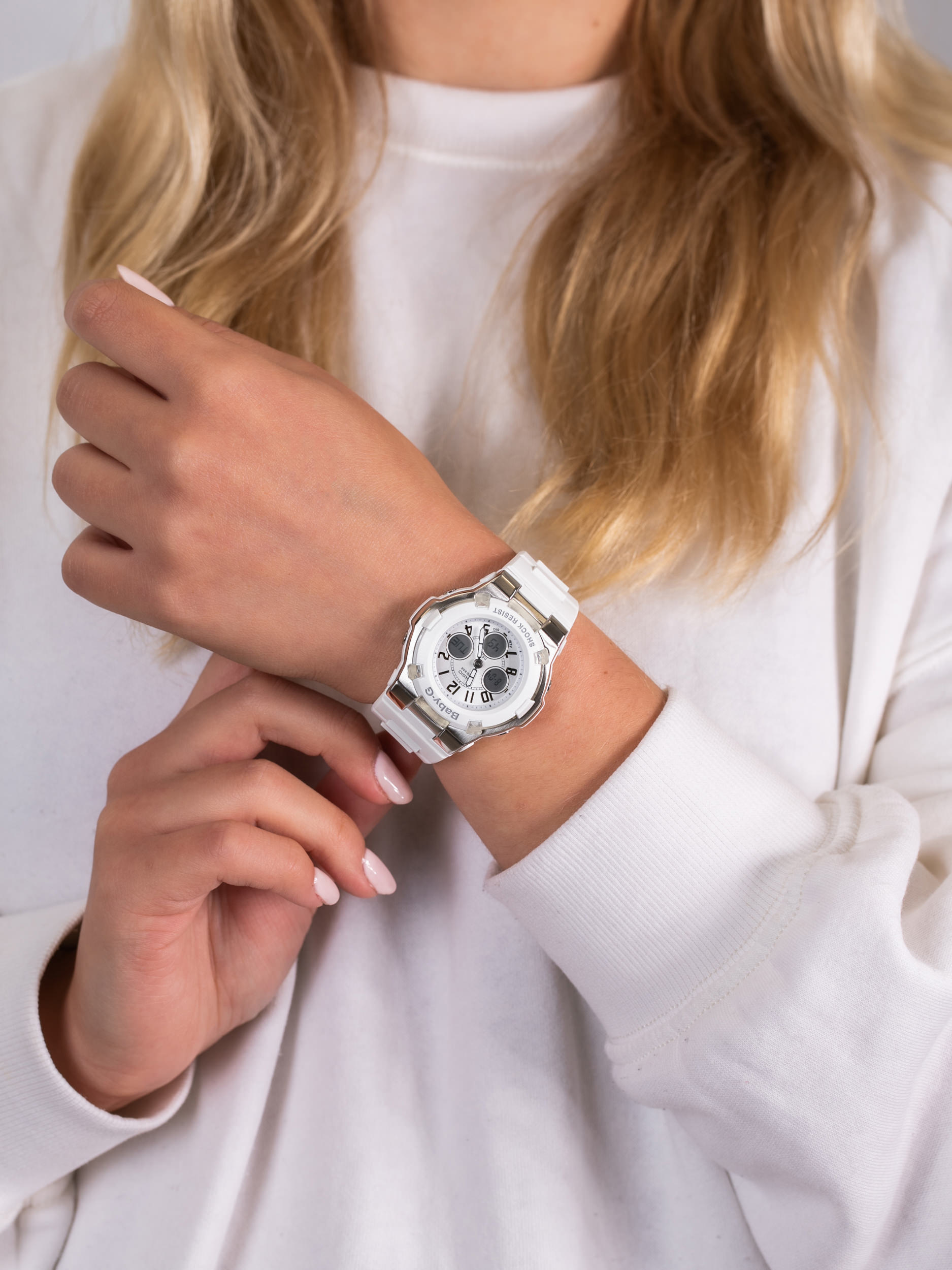 Casio BGA-110-7BER damski zegarek Baby-G pasek