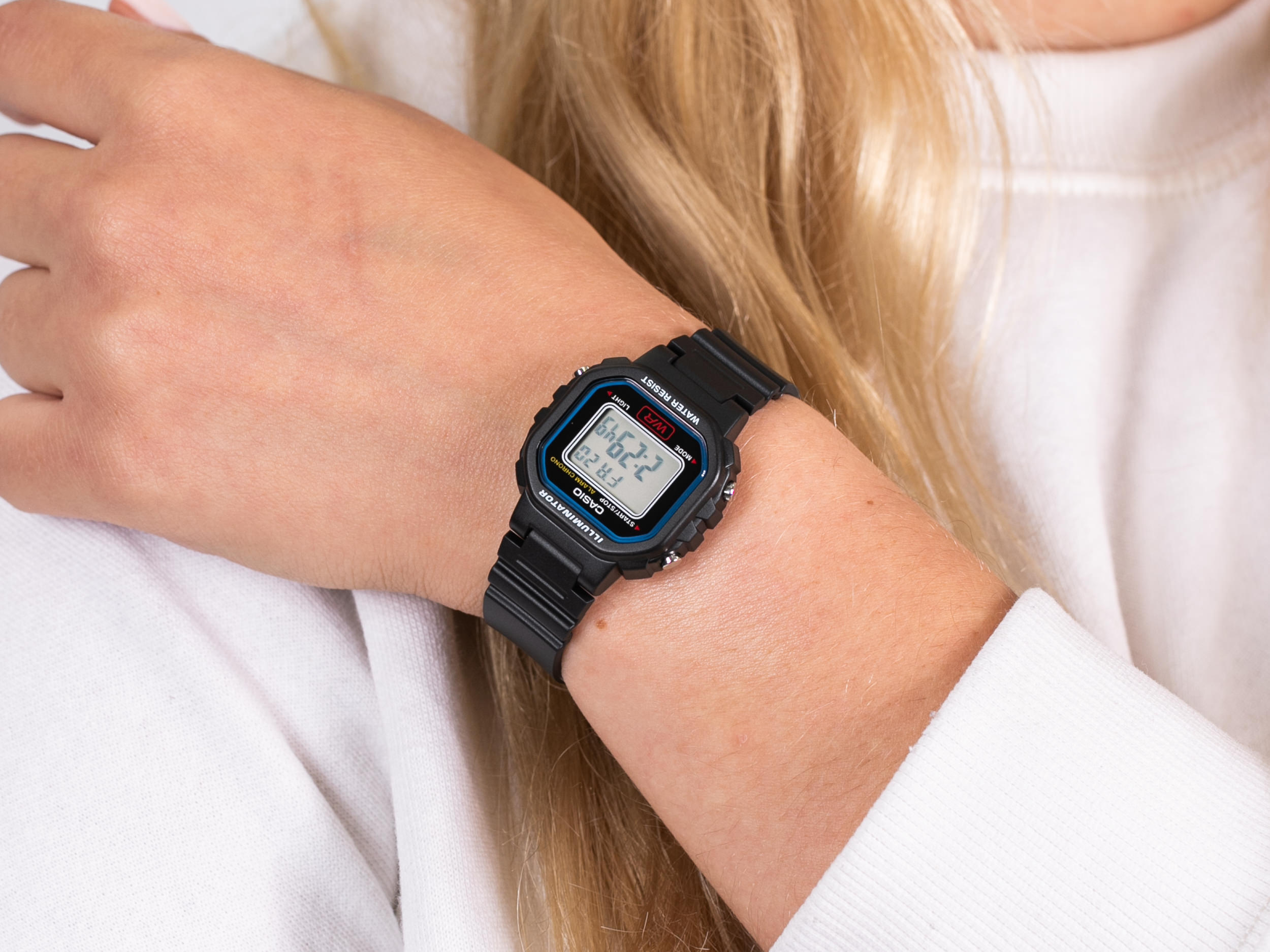 Casio LA-20WH-1CEF zegarek sportowy Sportowe