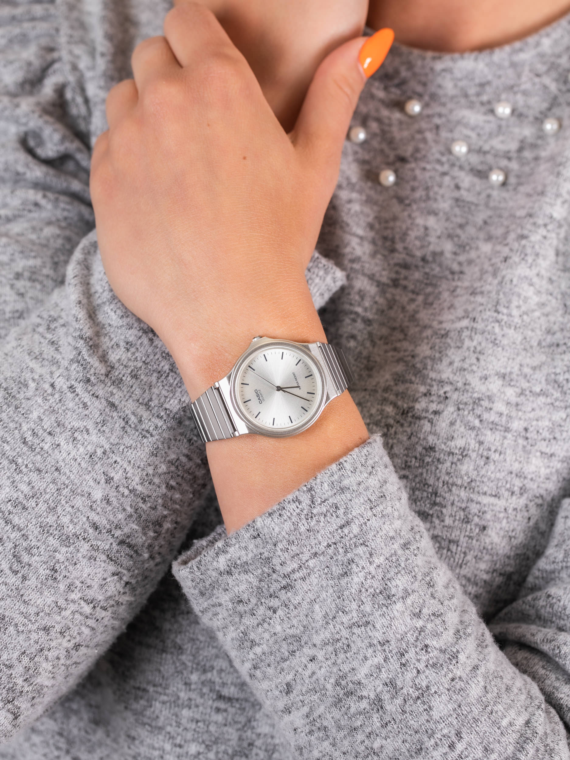 Casio MQ-24D-7EEF damski zegarek Klasyczne bransoleta - miniatura 3
