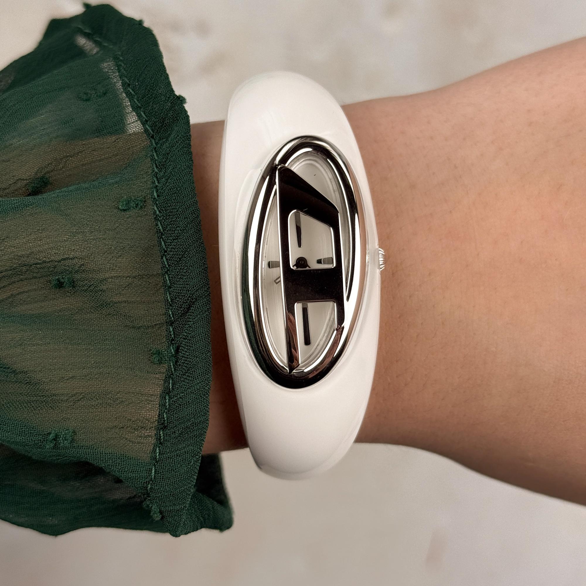 Diesel DZ5618 Diesel Wonder-D Two-Hand White Nylon Resin Watch zegarek fashion-modowy Diesel