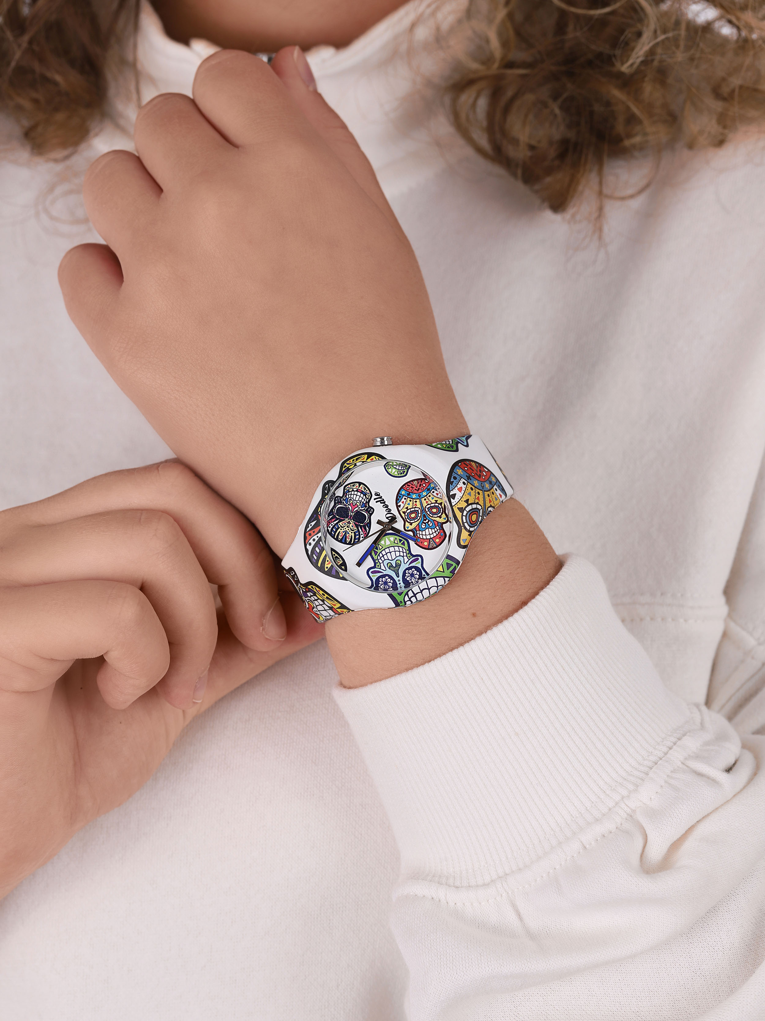 Doodle DOCA002 WHITE SKULL DOODLE WATCH zegarek klasyczny Doodle The Original - miniatura 3