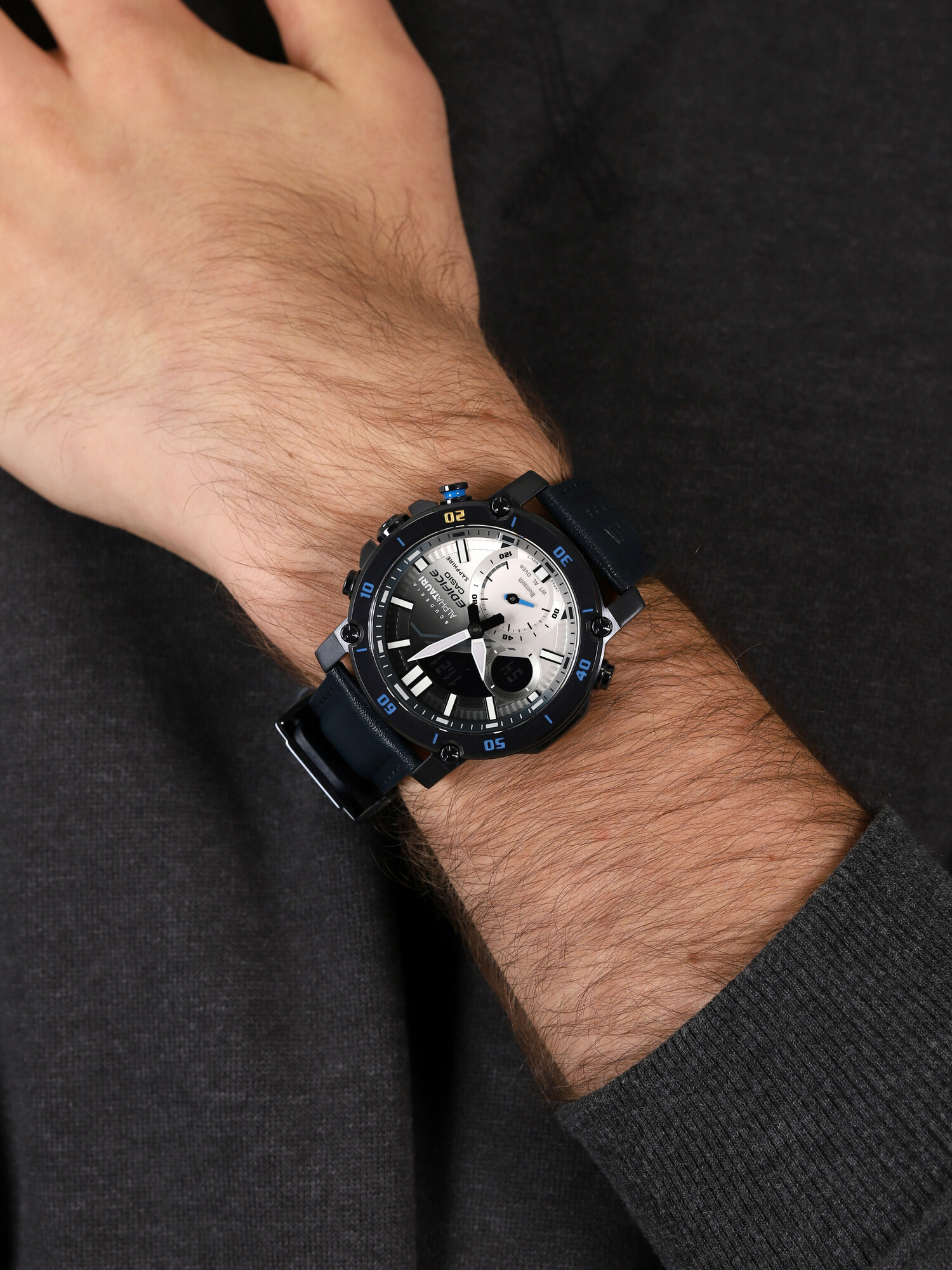 Edifice ECB-20AT-2AER zegarek czarny sportowy EDIFICE Premium pasek - miniatura 3