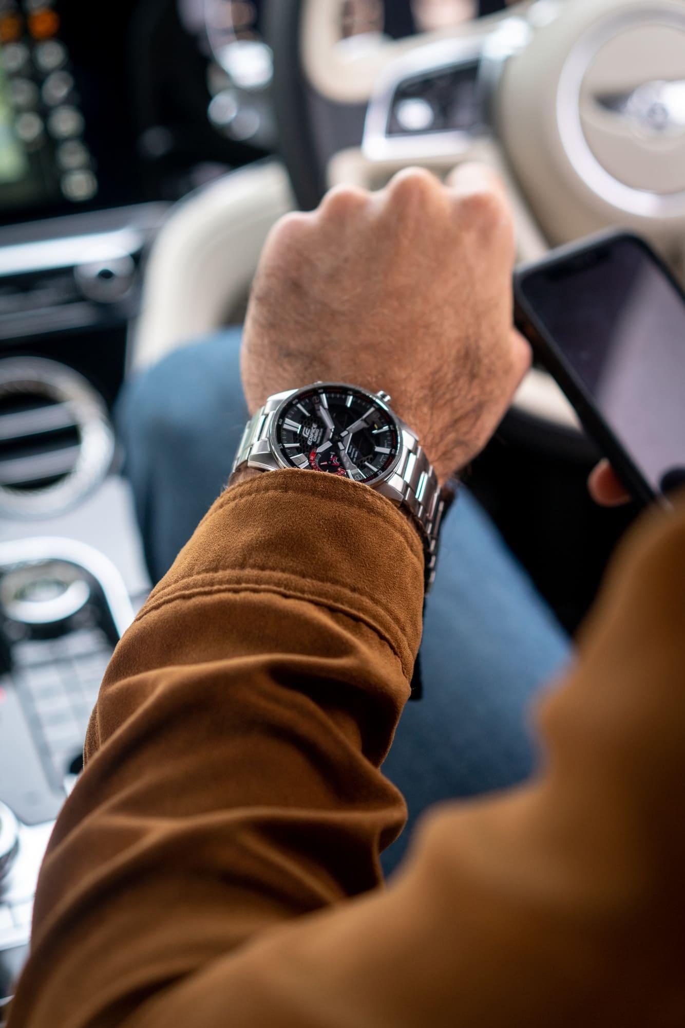 EDIFICE ECB-S100D-1AEF zegarek japońskie EDIFICE Premium - miniatura 16