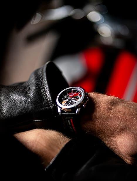 EDIFICE EQS-930HR-1AER zegarek męski sportowy EDIFICE Premium pasek