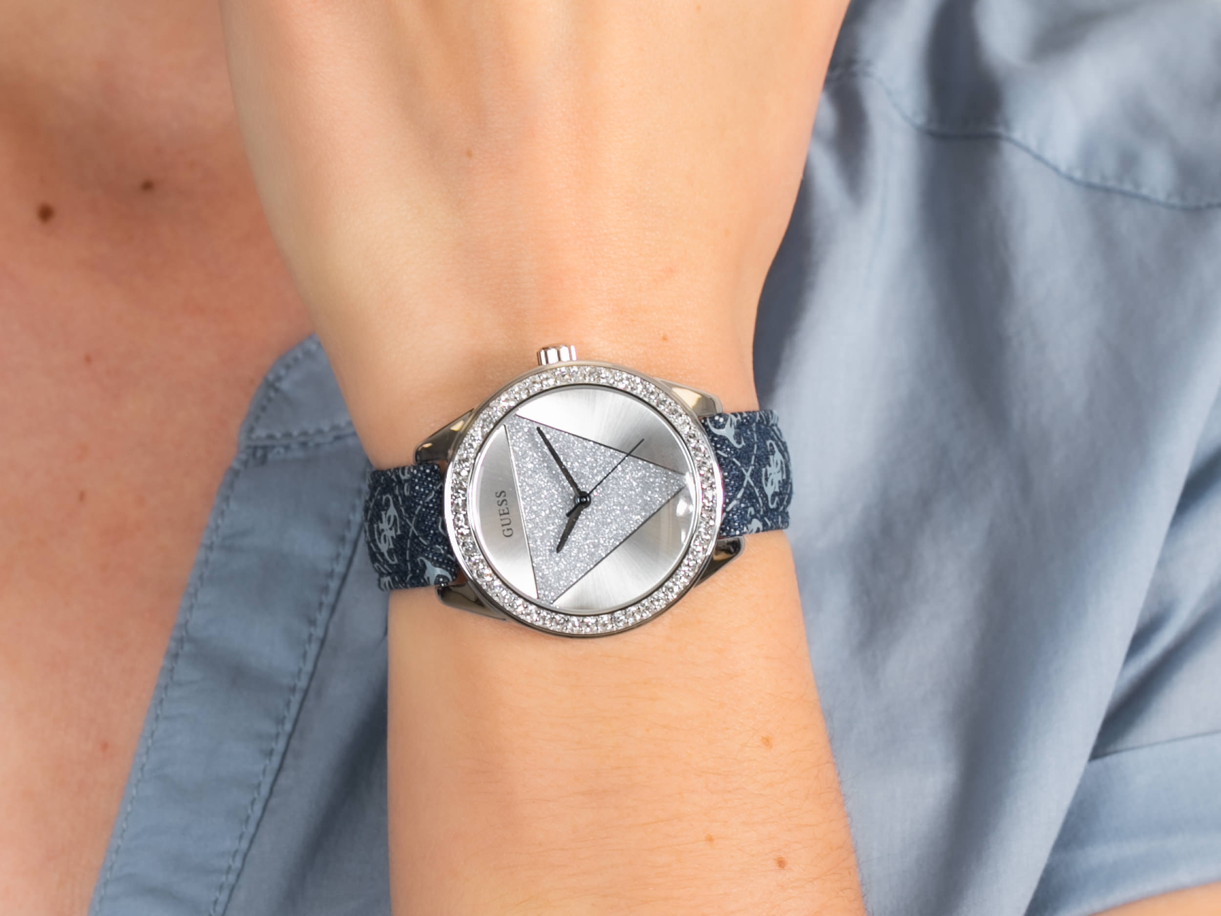 Guess W0884L10 zegarek fashion/modowy Damskie - miniatura 4