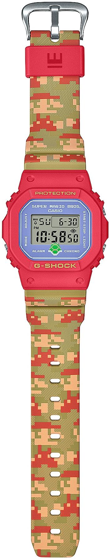 G-SHOCK DW-5600SMB-4ER zegarek czerwony sportowy G-SHOCK pasek