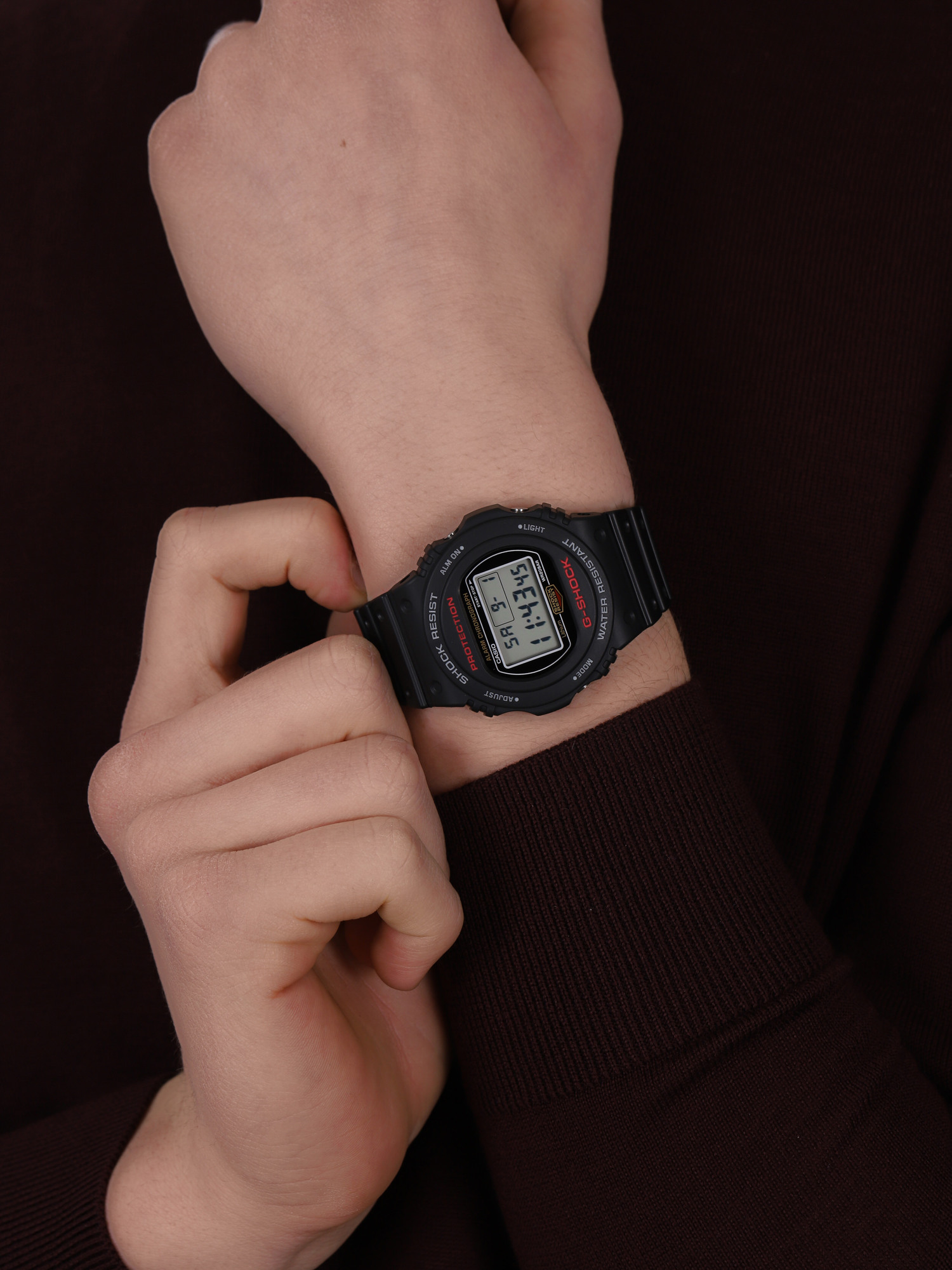 G-Shock DW-5750E-1ER zegarek sportowy G-Shock