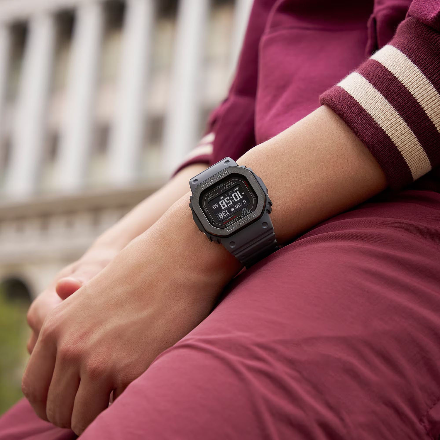 G-SHOCK DW-H5600MB-8ER zegarek sportowy G-SHOCK G-SQUAD - miniatura 4
