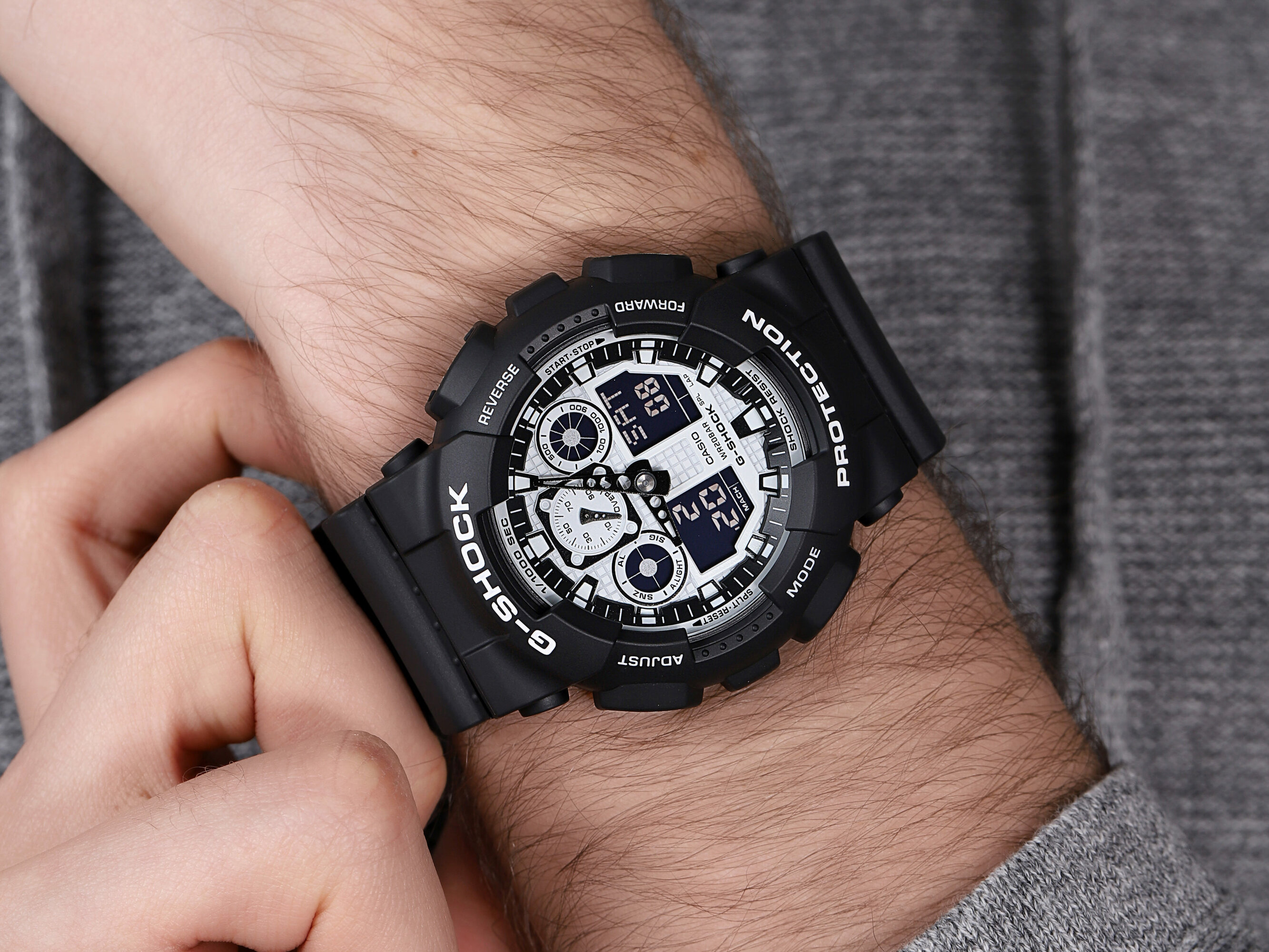 G-Shock GA-100BW-1AER męski zegarek G-SHOCK Original pasek