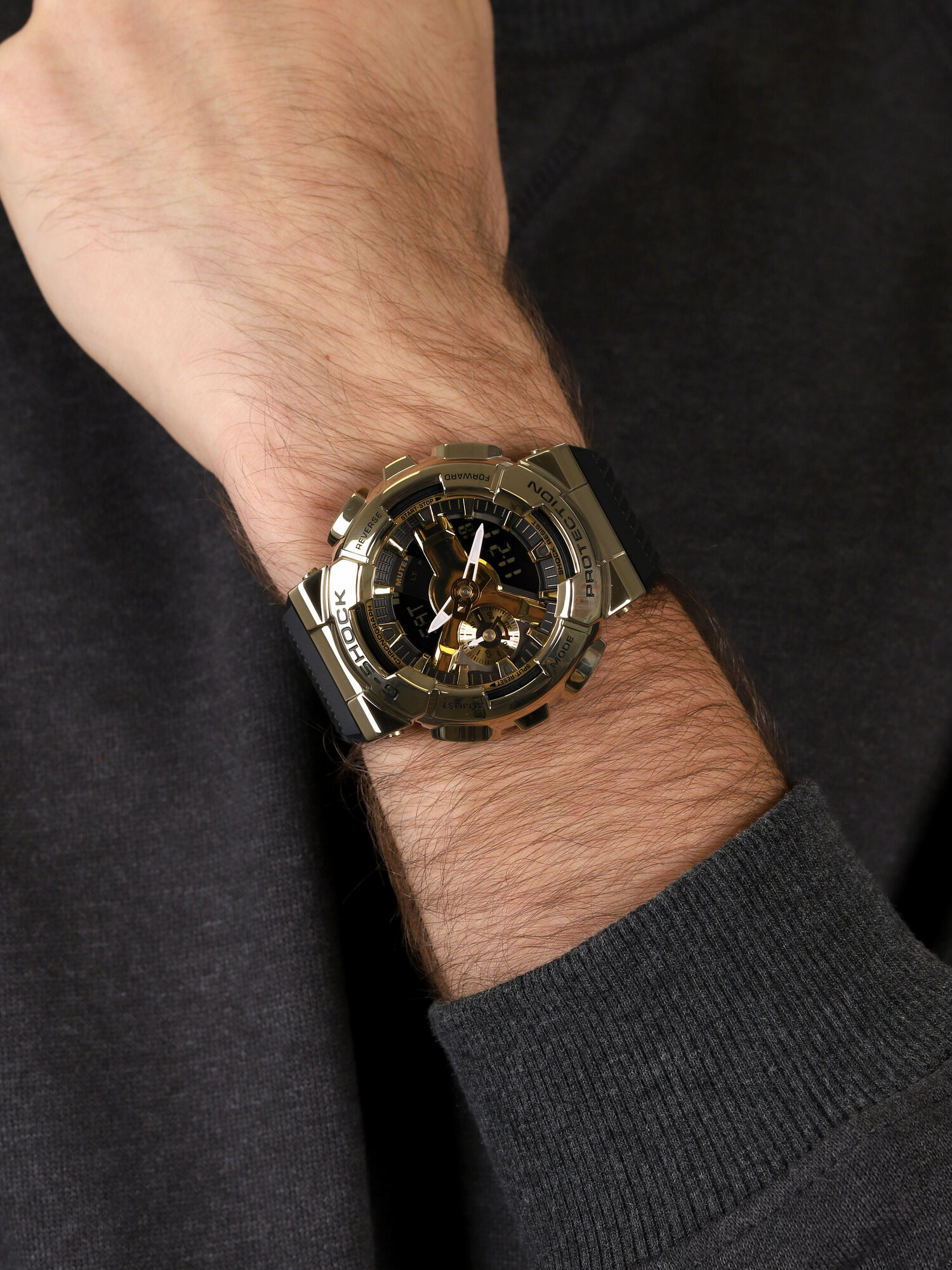 G-Shock GM-110G-1A9ER zegarek złoty sportowy G-SHOCK Original pasek