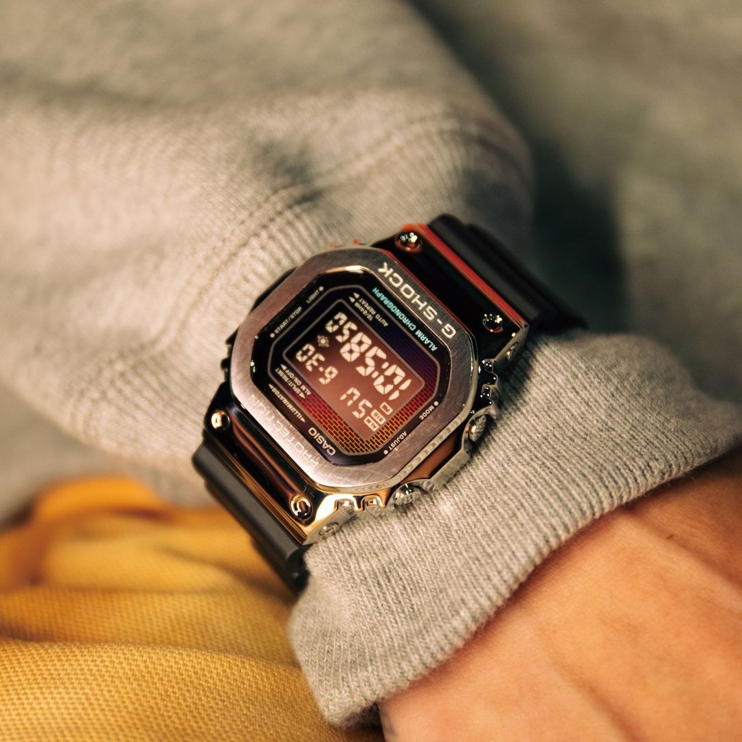 G-SHOCK GM-5600BRW-1ER Rainbow Brick Wall Collection G-SHOCK Original sportowy zegarek srebrny - miniatura 9
