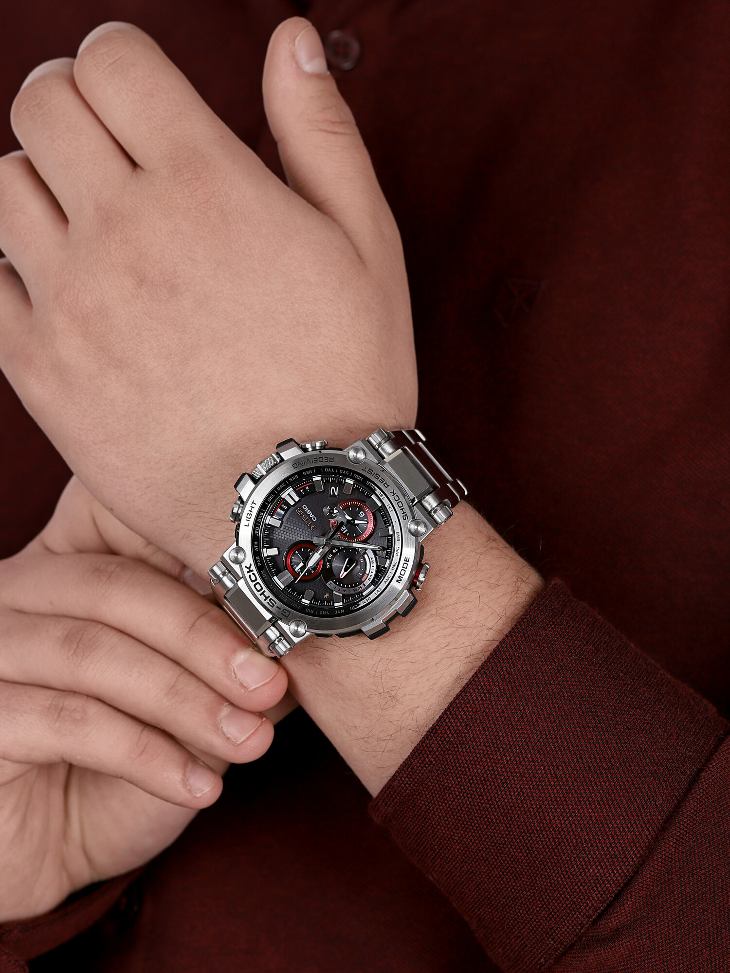 G-SHOCK MTG-B1000D-1AER G-SHOCK Exclusive sportowy smartwatch srebrny