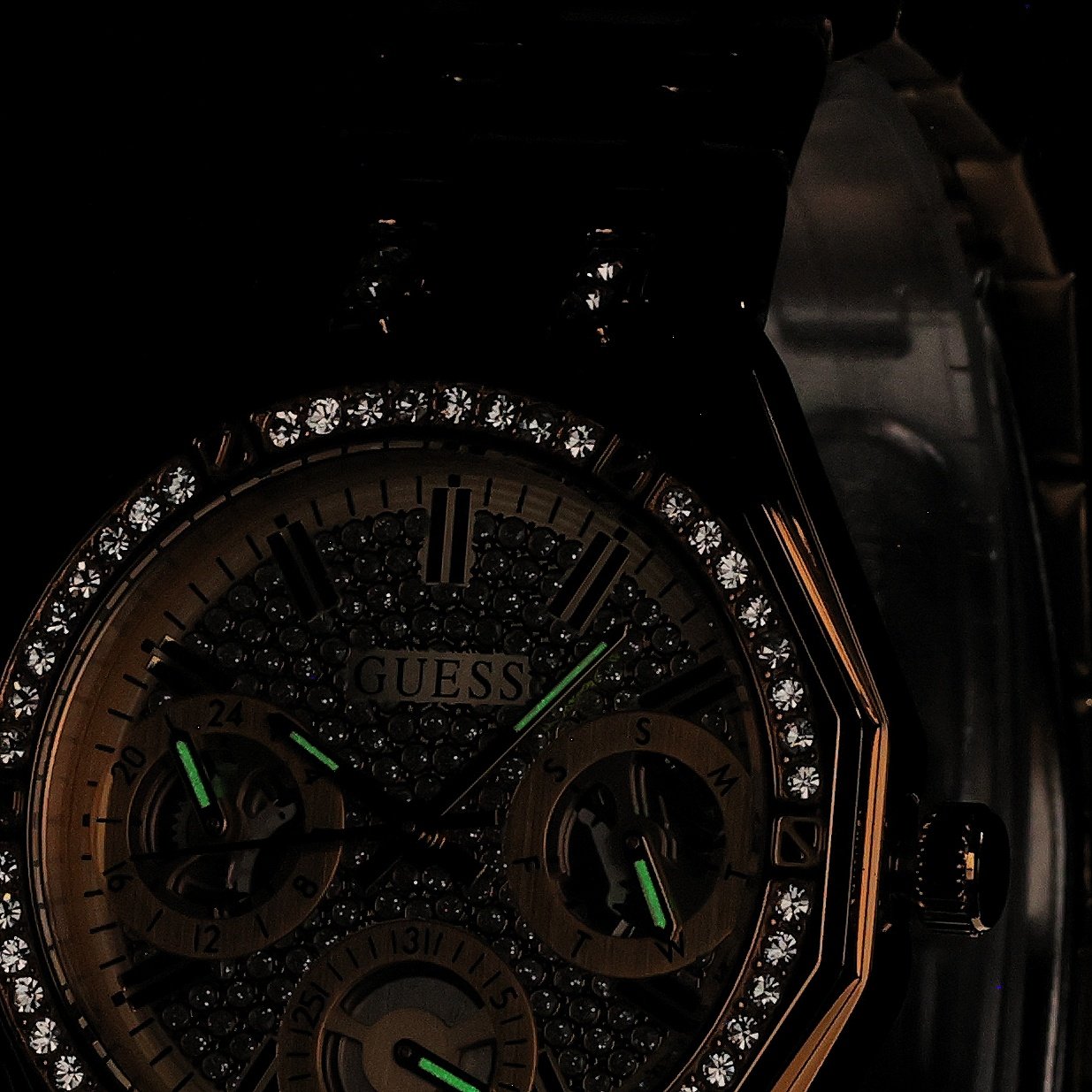 Guess GW0988L2 QUINN Damskie fashion-modowy zegarek złoty