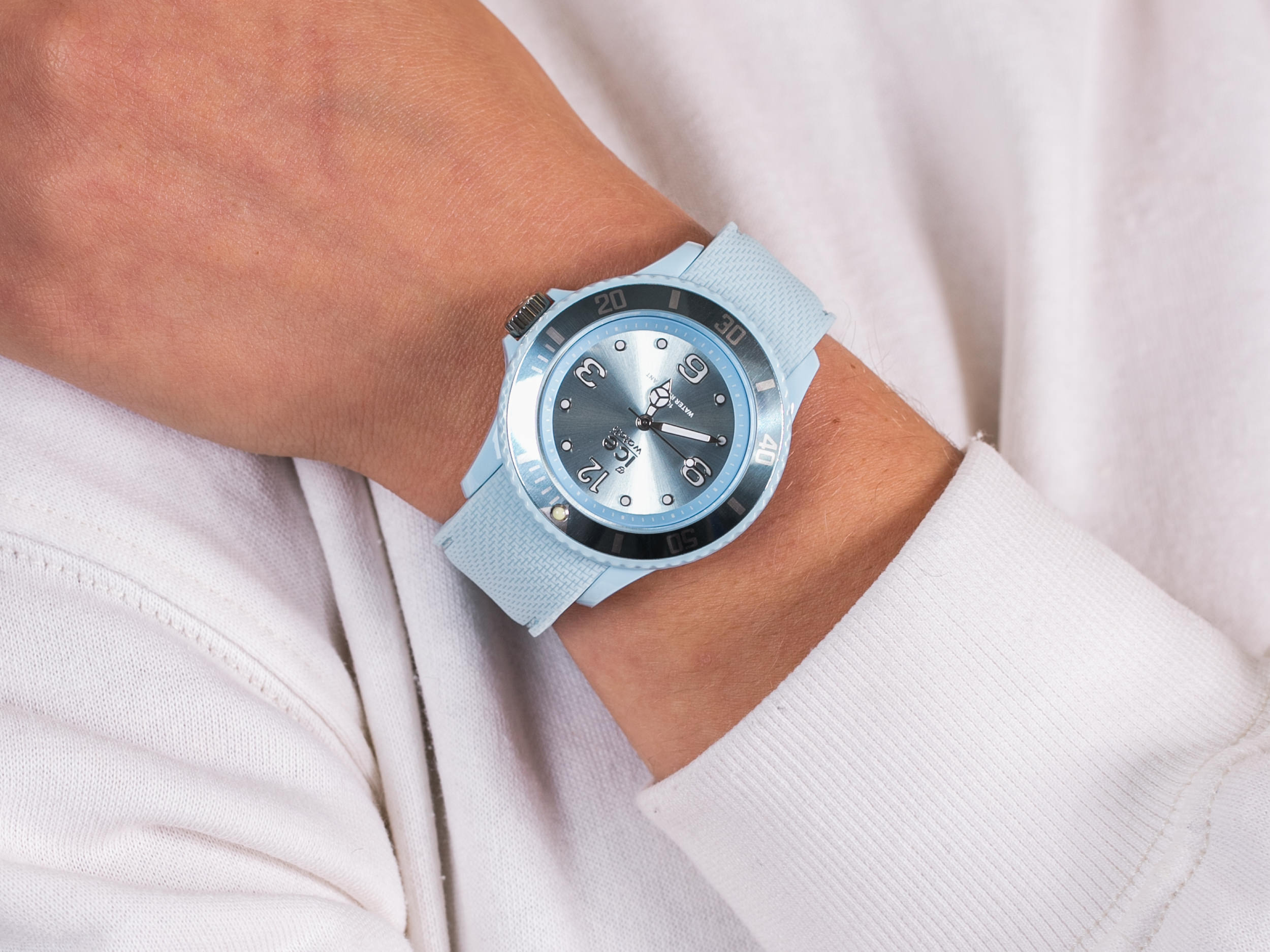 ICE Watch ICE.014239 Pastel Blue rozm. M zegarek fashion/modowy ICE-Sixty nine - miniatura 4