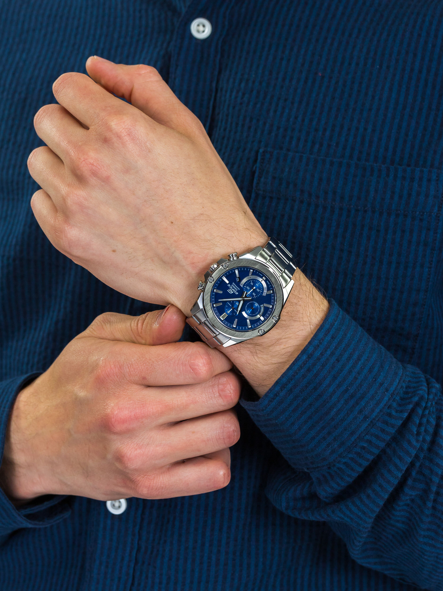 Edifice EFR-S567D-2AVUEF męski zegarek EDIFICE Momentum bransoleta
