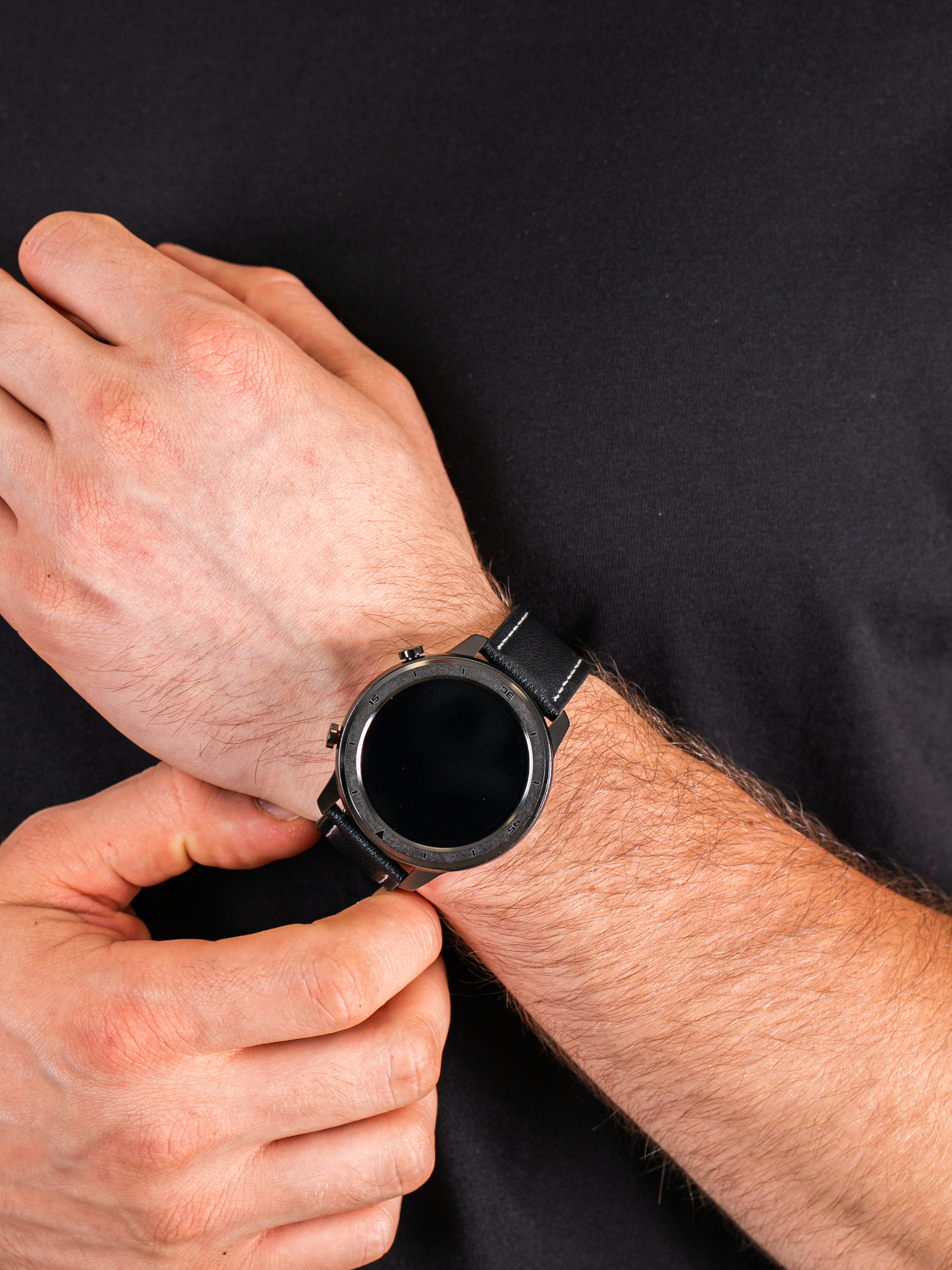 zegarek Garett 5903246286571 Smartwatch Garett Master RT czarny skórzany męski z krokomierz Męskie