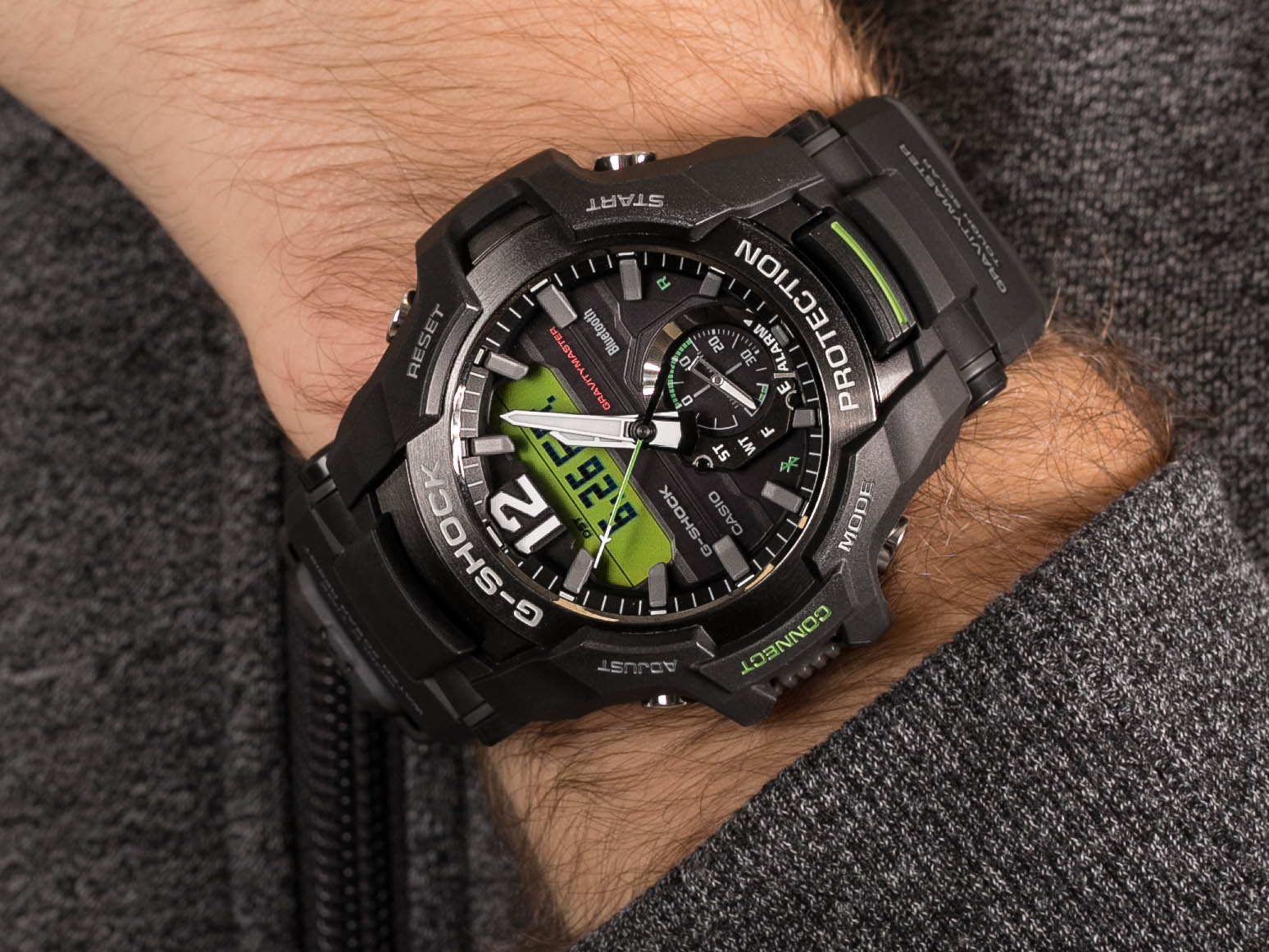 G-Shock GR-B100-1A3ER GRAVITYMASTER BLUETOOTH SYNC zegarek sportowy G-SHOCK Master of G