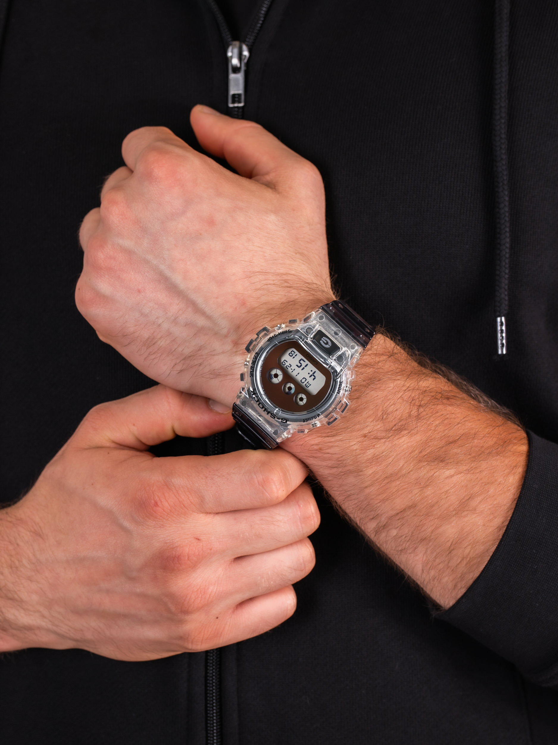 G-Shock DW-6900SK-1ER męski zegarek G-Shock pasek - miniatura 3