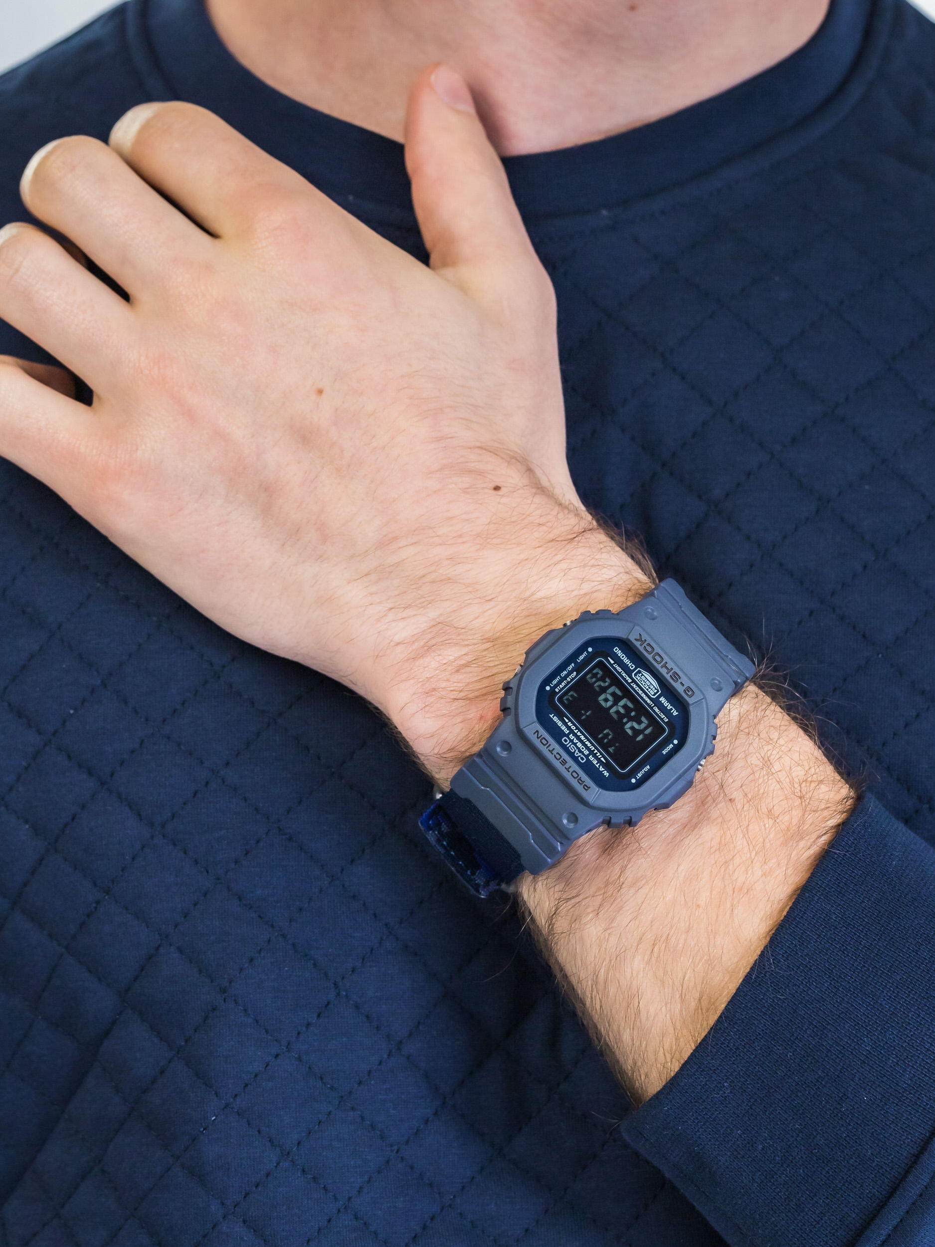 G-Shock DW-5600LU-2ER męski zegarek G-SHOCK Specials pasek - miniatura 3