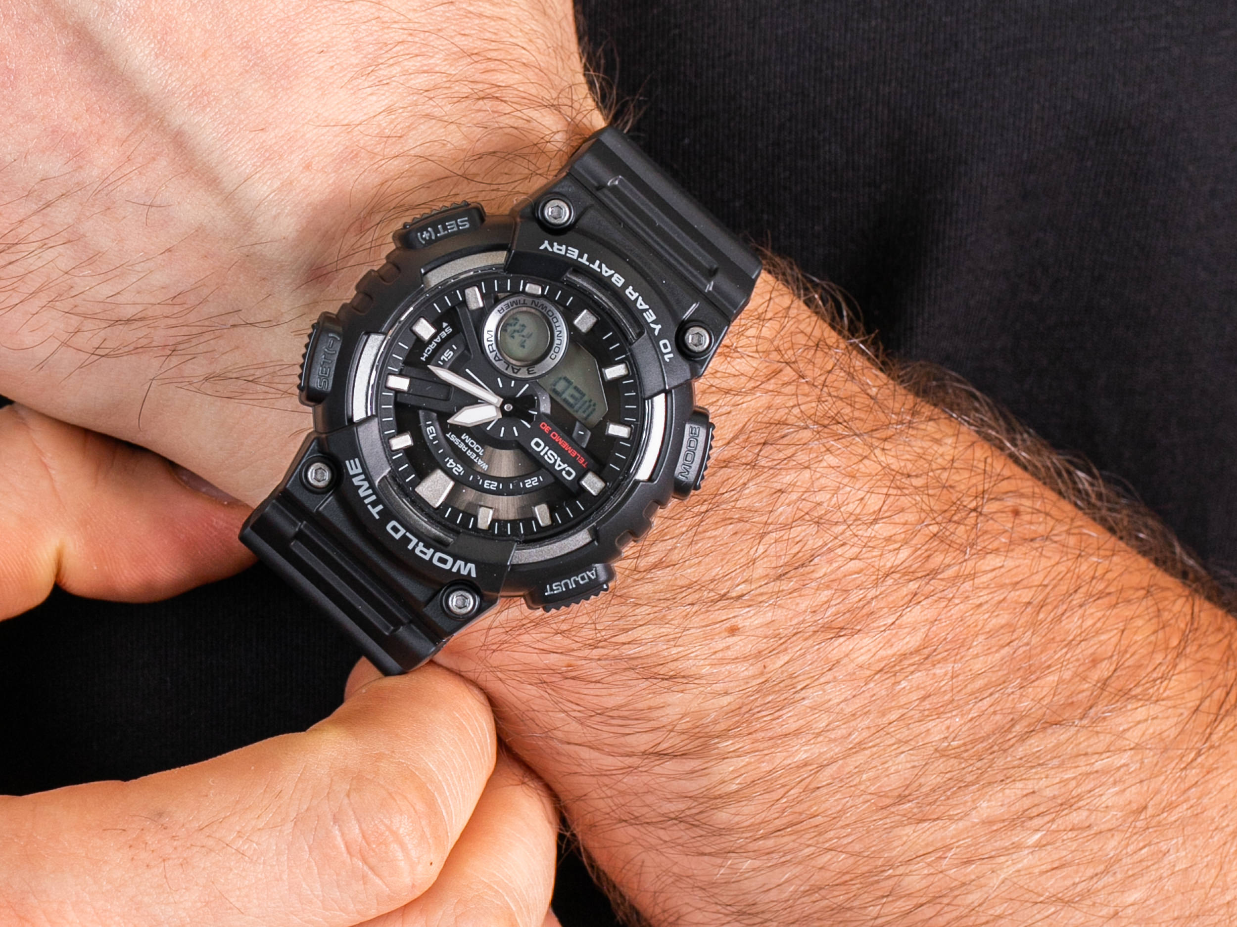 Casio AEQ-110W-1AVEF zegarek sportowy Sportowe