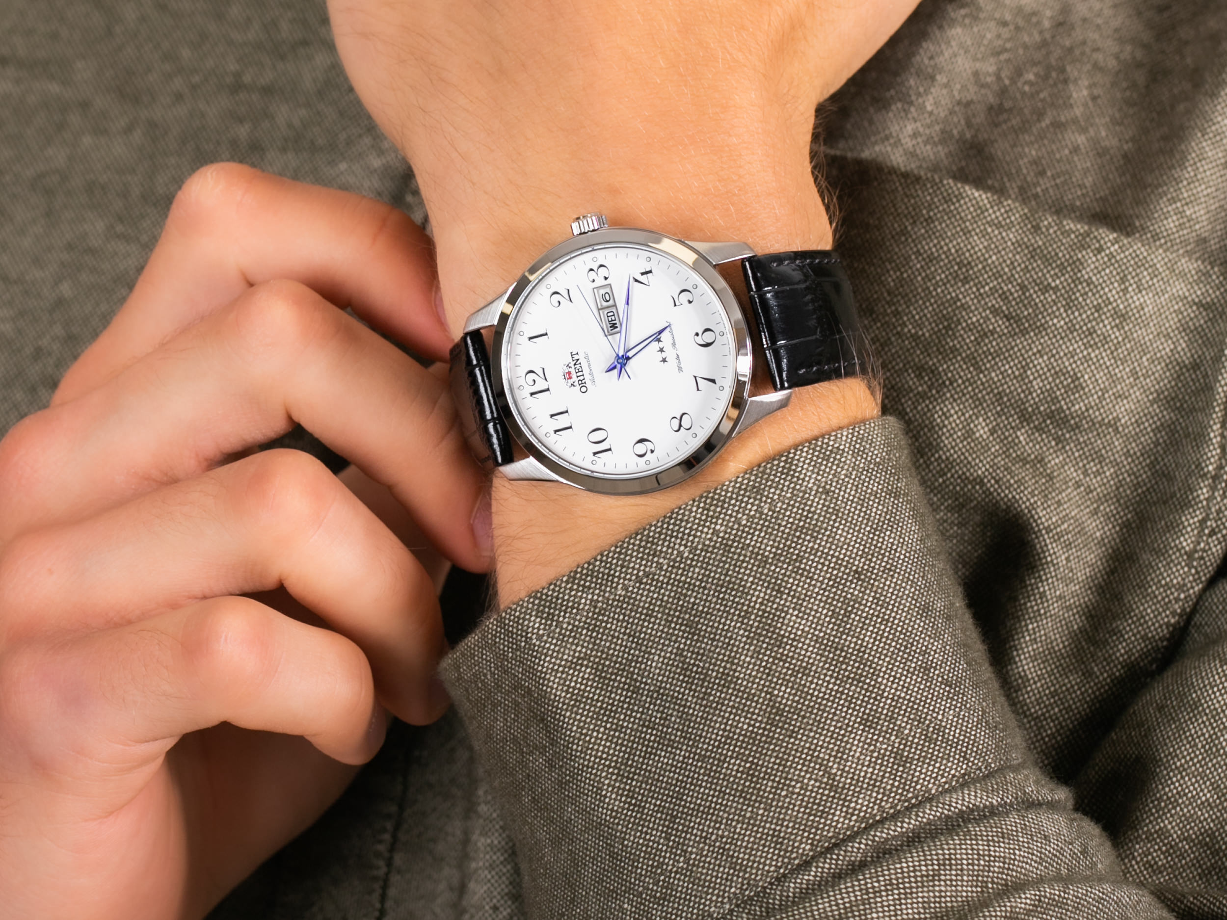 Orient FAB0B004W9 zegarek klasyczny Classic