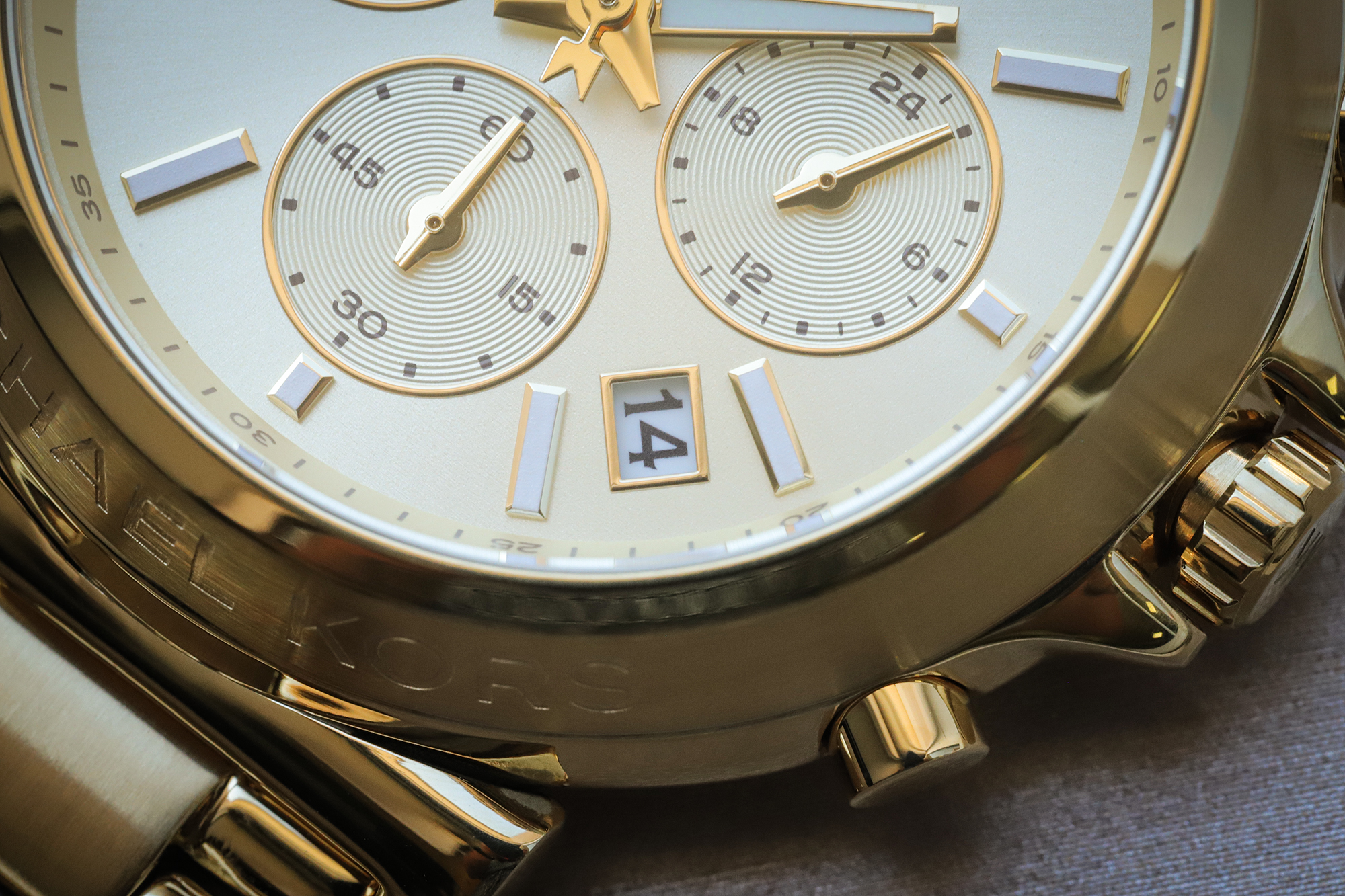 Michael Kors MK7493 MAREN Gold Stainless Steel 40mm Damskie fashion-modowy zegarek złoty