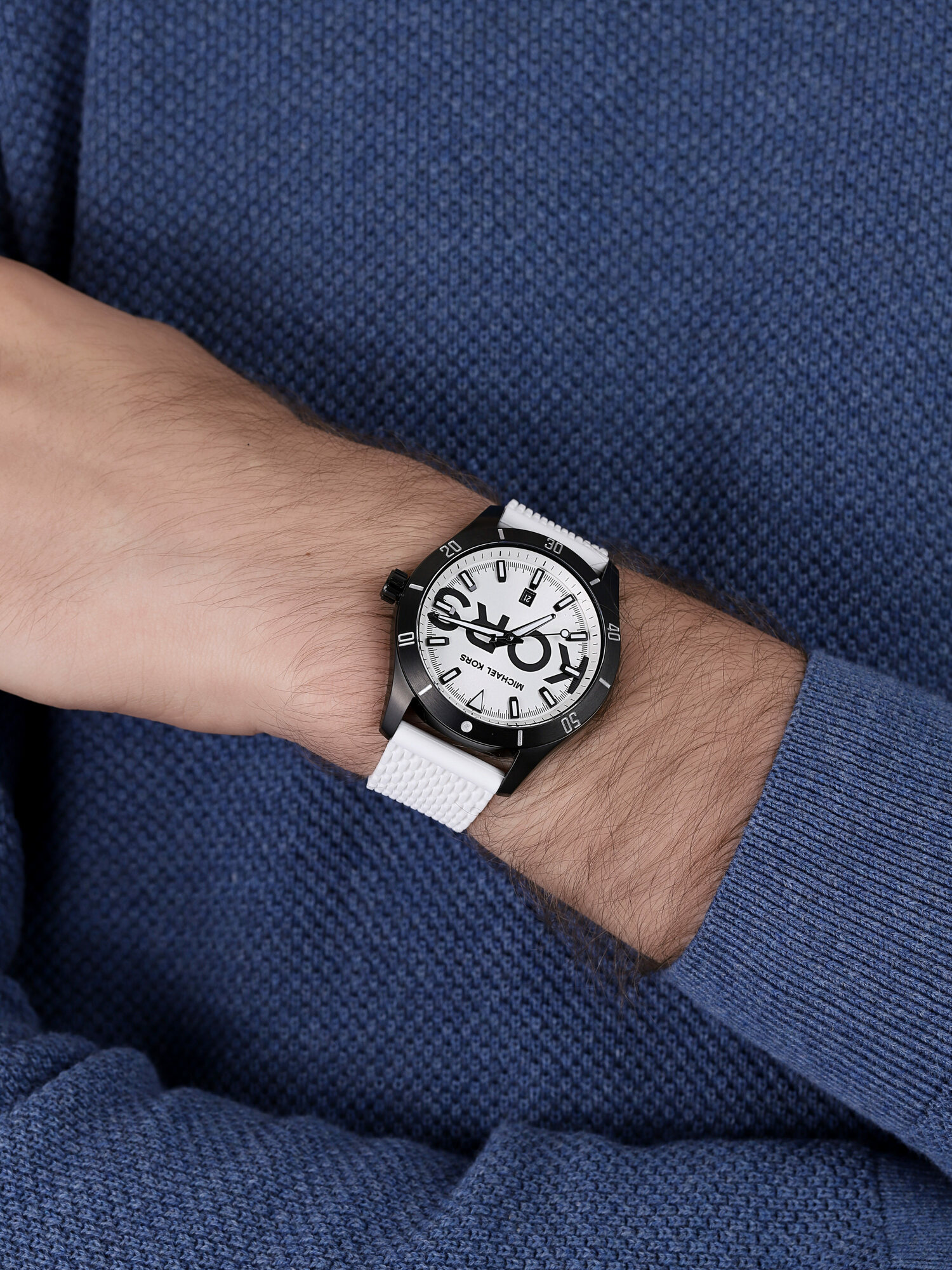 Michael Kors MK8893 zegarek czarny klasyczny Layton pasek