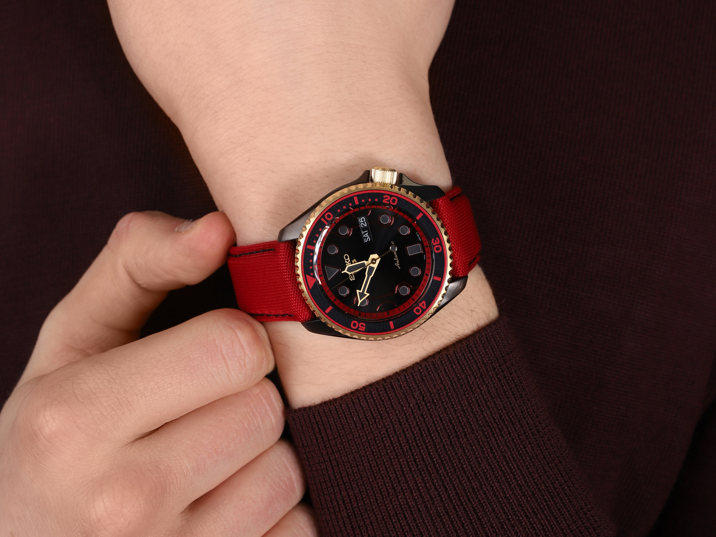 Seiko SRPF20K1 Sports Automat 5 Sports Automatic Street Fighter V Limited Edition zegarek męski sportowy mineralne utwardzane - miniatura 4