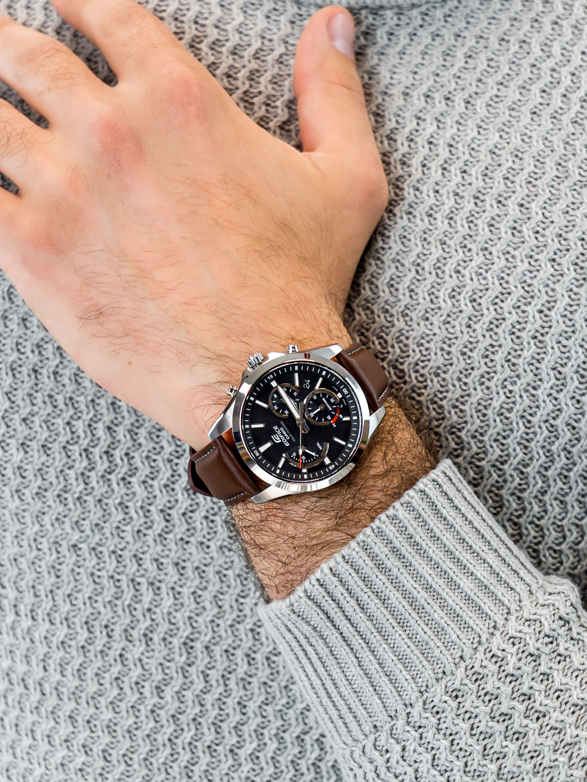 zegarek Edifice EFS-S530L-5AVUEF RETROGRADE CHRONO SAPPHIRE SOLAR męski z chronograf EDIFICE Premium