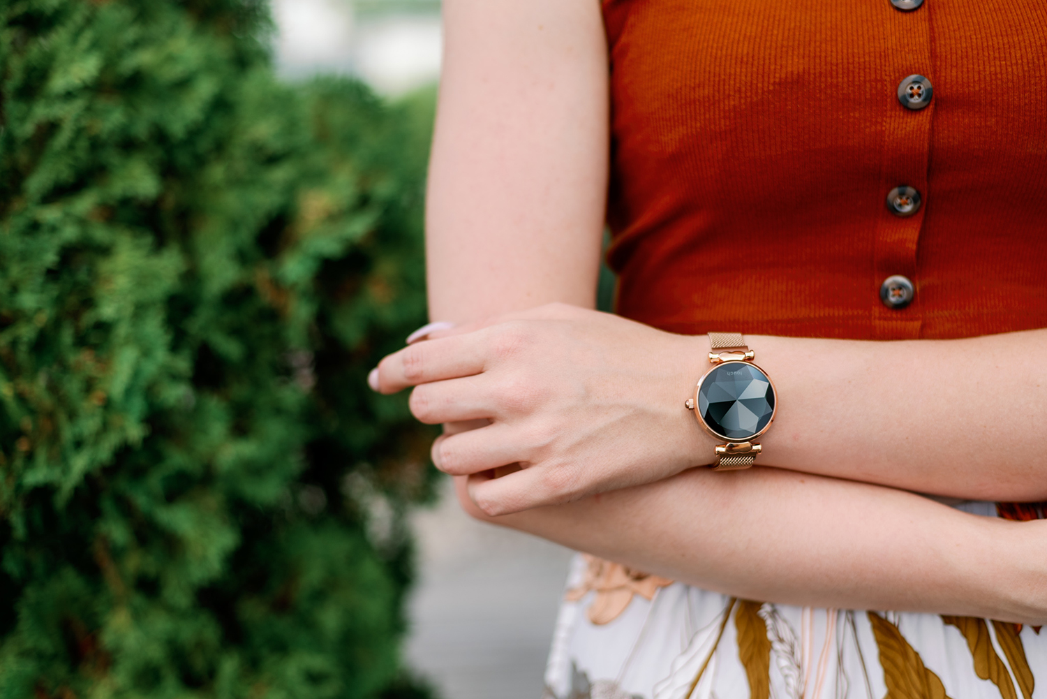 Garett 5903246282832 Smartwatch Garett Women Lisa złoty stalowy Damskie sportowy zegarek różowe złoto