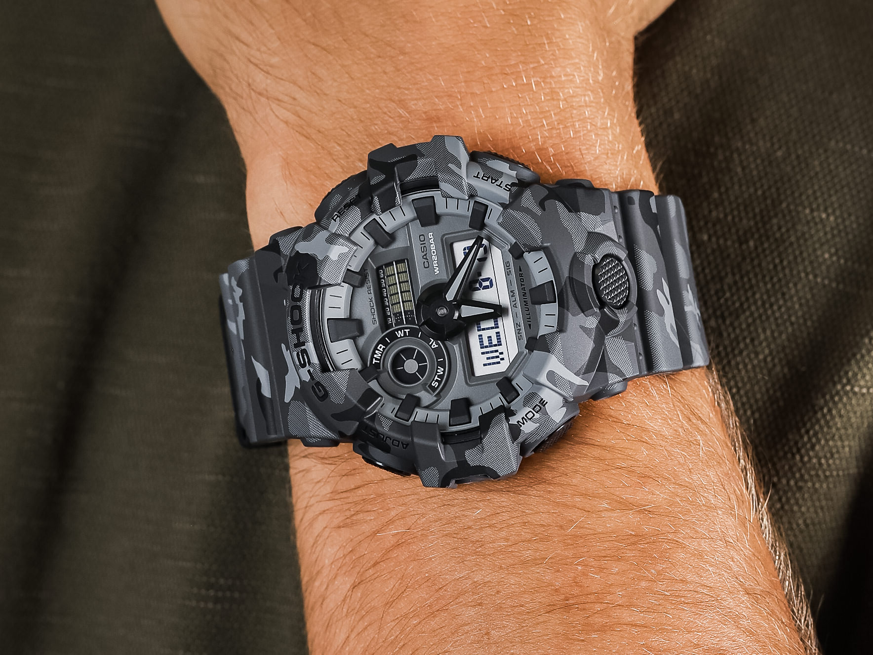 G-Shock GA-700CM-8AER zegarek sportowy G-Shock - miniatura 4