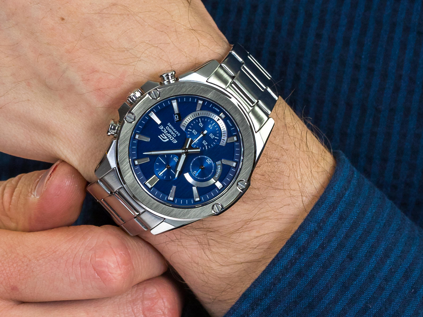 Edifice EFR-S567D-2AVUEF Slim Sapphire Chrono zegarek sportowy EDIFICE Momentum