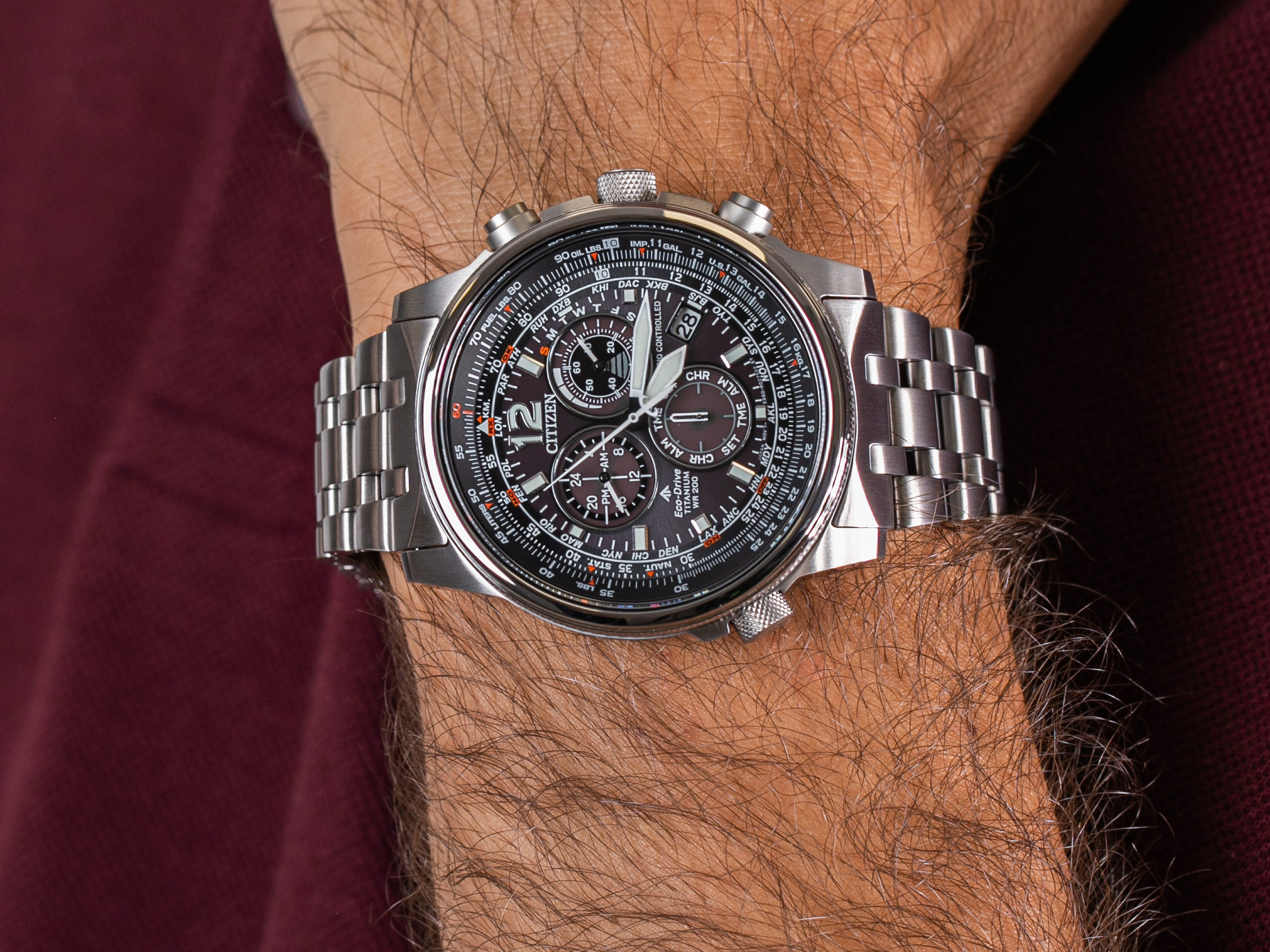 Zegarek Citizen Solar Sapphire Titanium Chronograph Radio Controlled męski - miniatura 4
