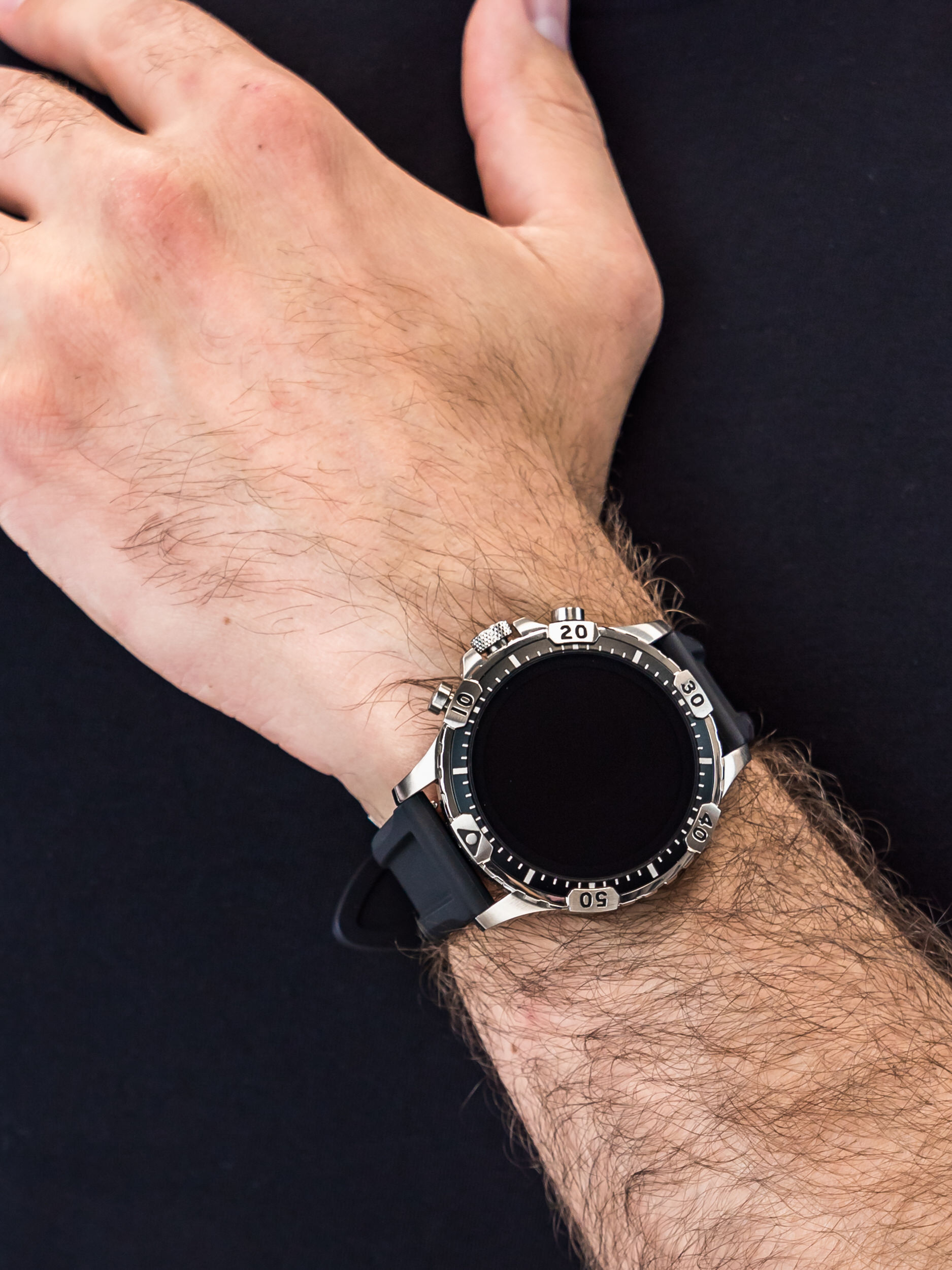 zegarek Fossil Smartwatch FTW4041 GEN 5 SMARTWATCH GARRETT HR BLACK SILICONE męski z gps Fossil Q - miniatura 3